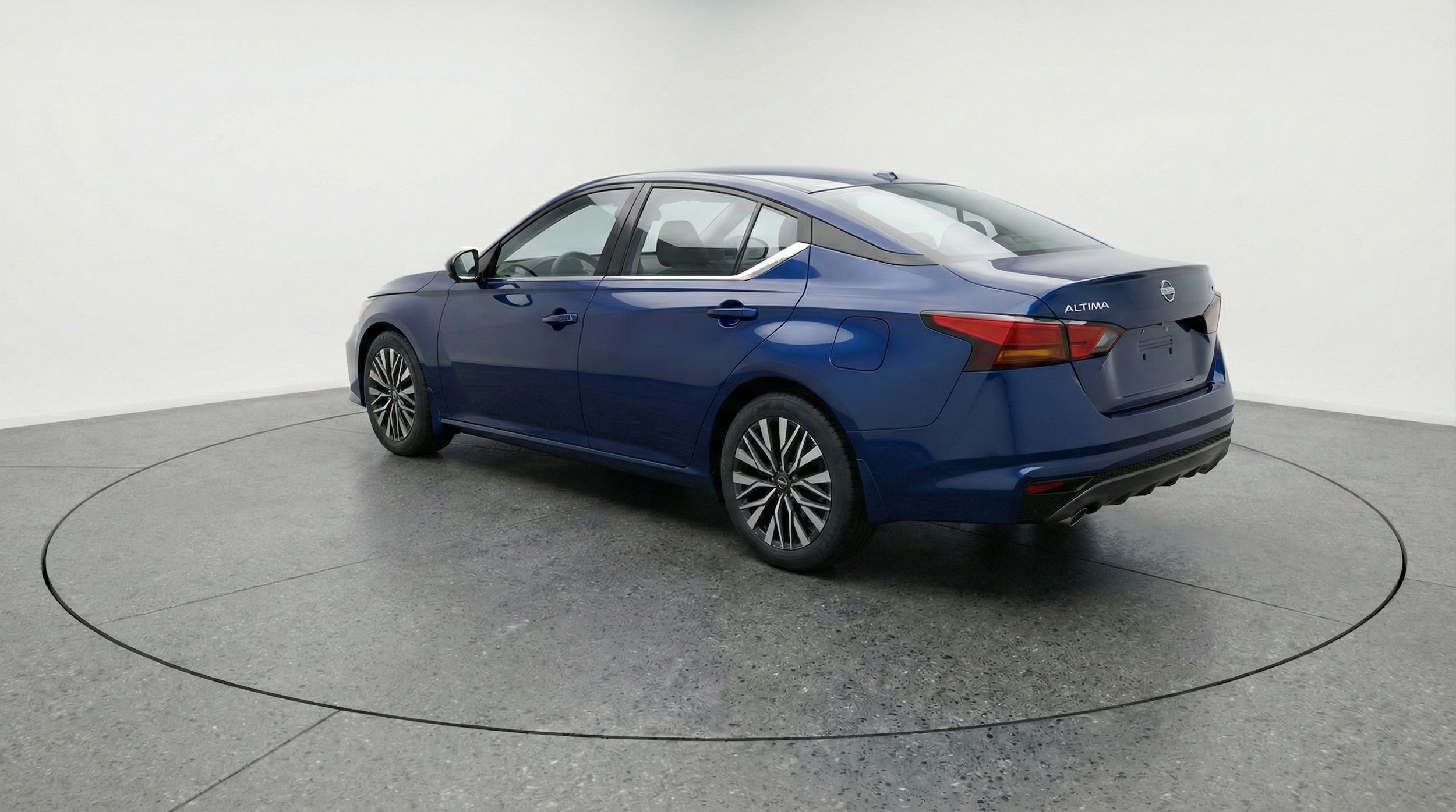 Thumbnail: 2025 Nissan Altima - 5