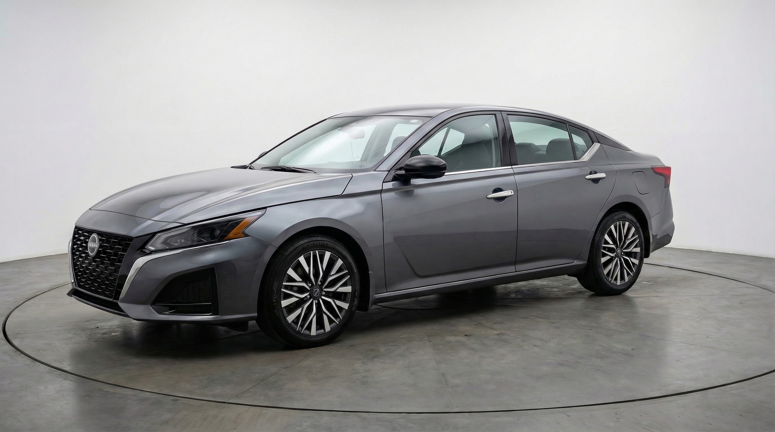 Thumbnail: 2025 Nissan Altima - 3