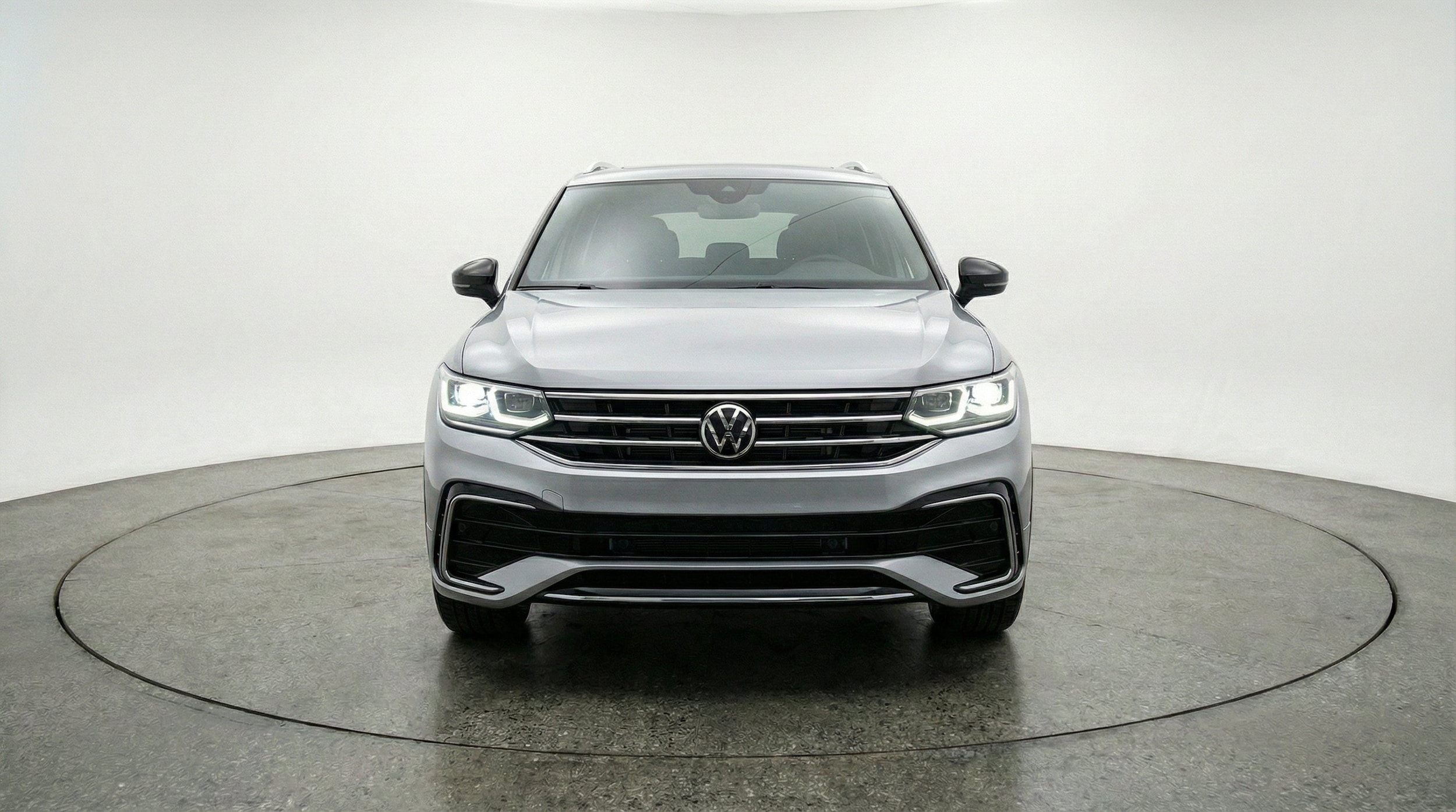 Thumbnail: 2026 Volkswagen Tiguan - 2
