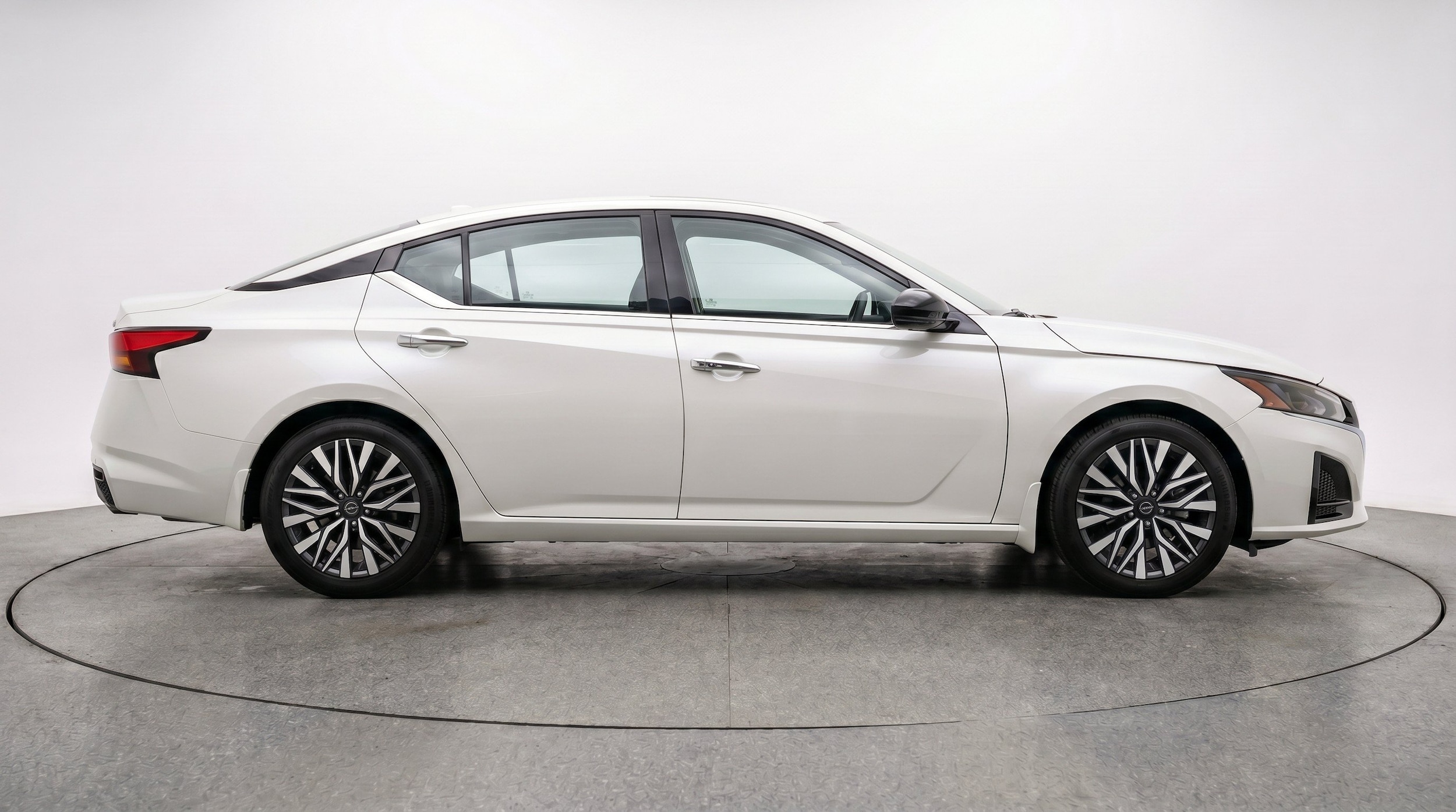 Thumbnail: 2025 Nissan Altima - 11