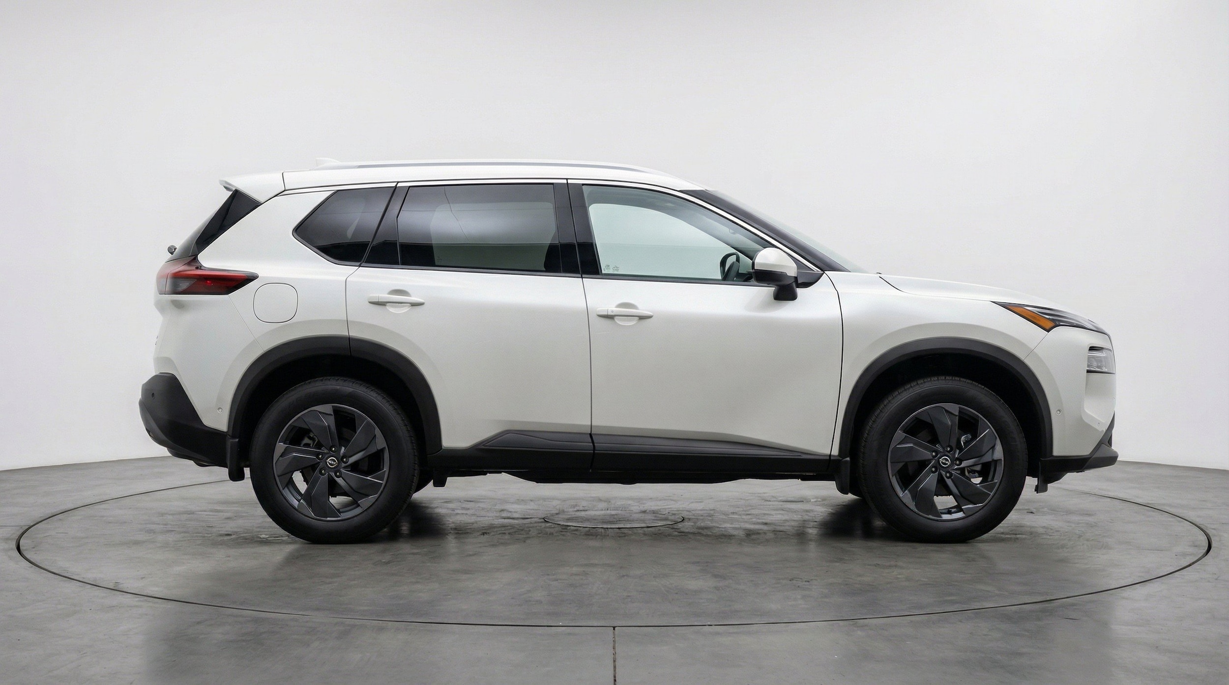 Thumbnail: 2025 Nissan Rogue - 10