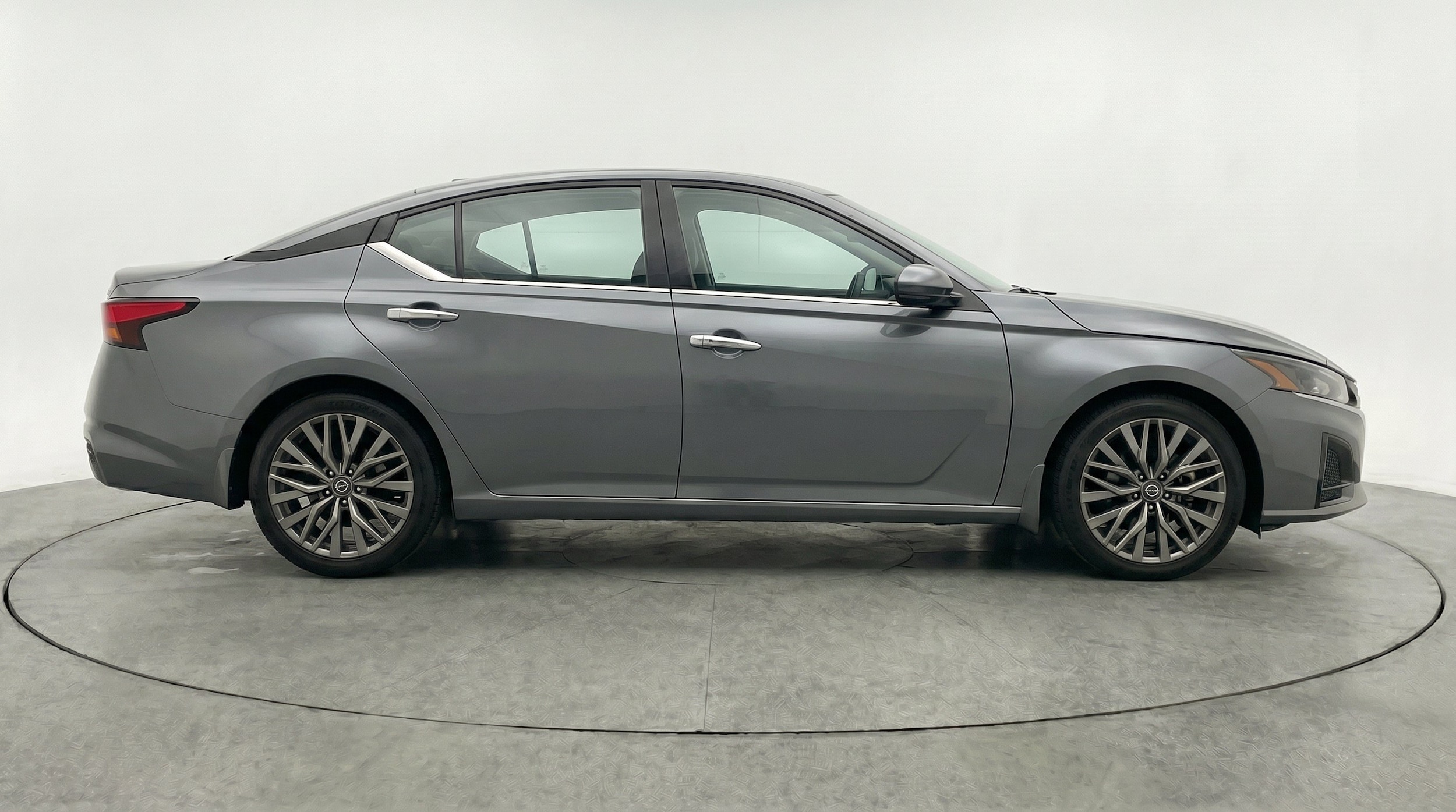 Thumbnail: 2025 Nissan Altima - 11