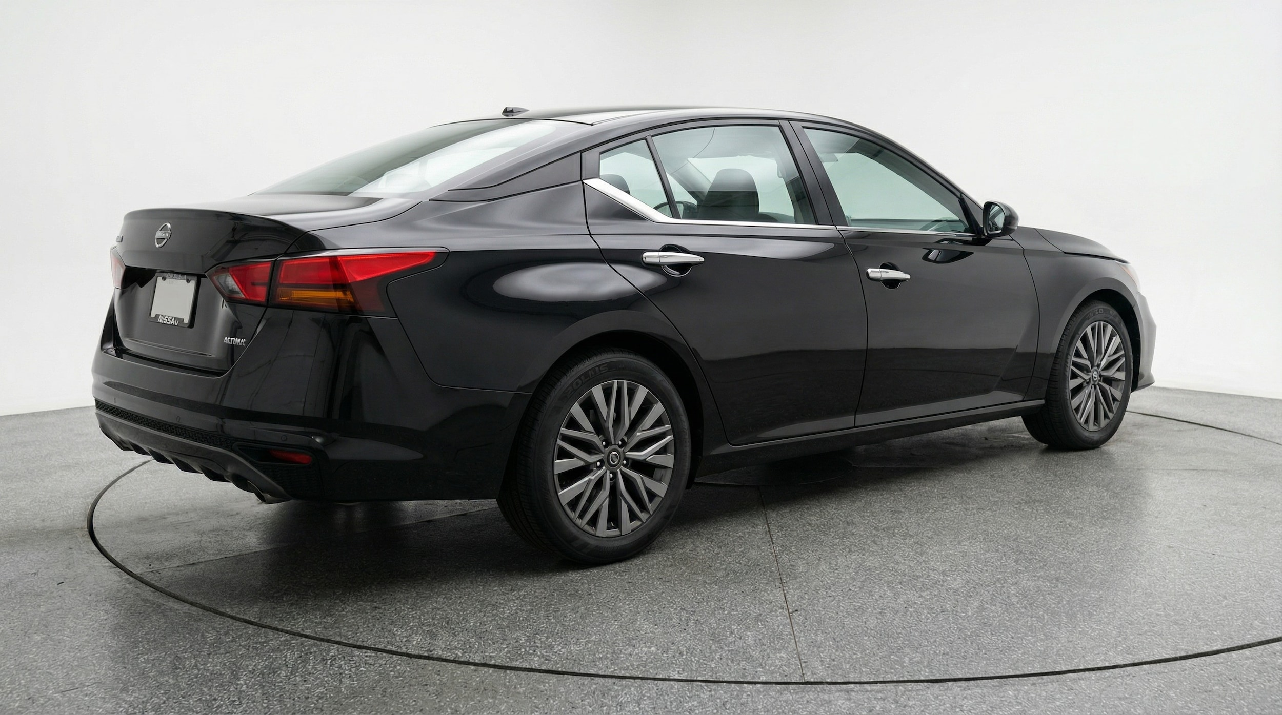 Thumbnail: 2025 Nissan Altima - 7
