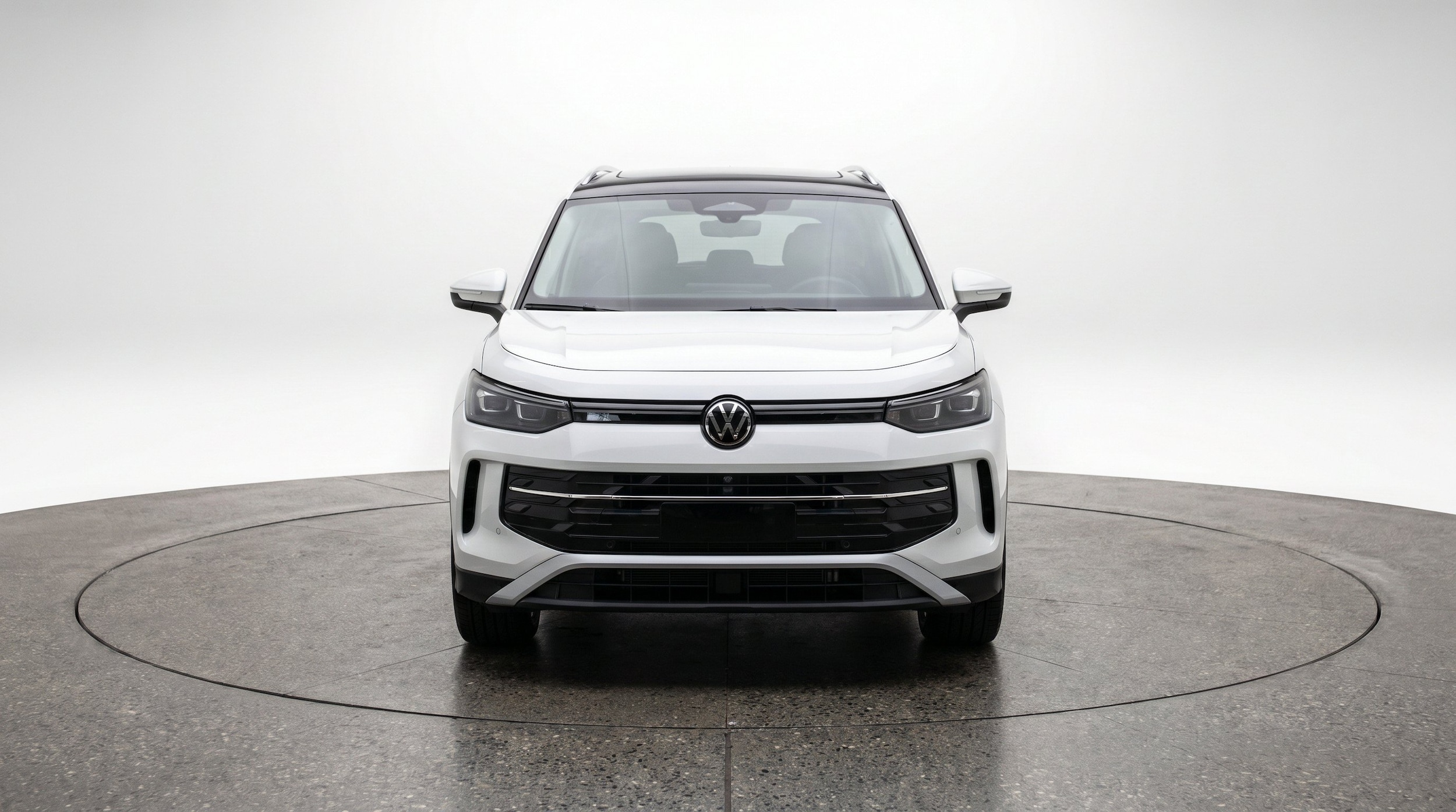 Thumbnail: 2026 Volkswagen Tiguan - 2