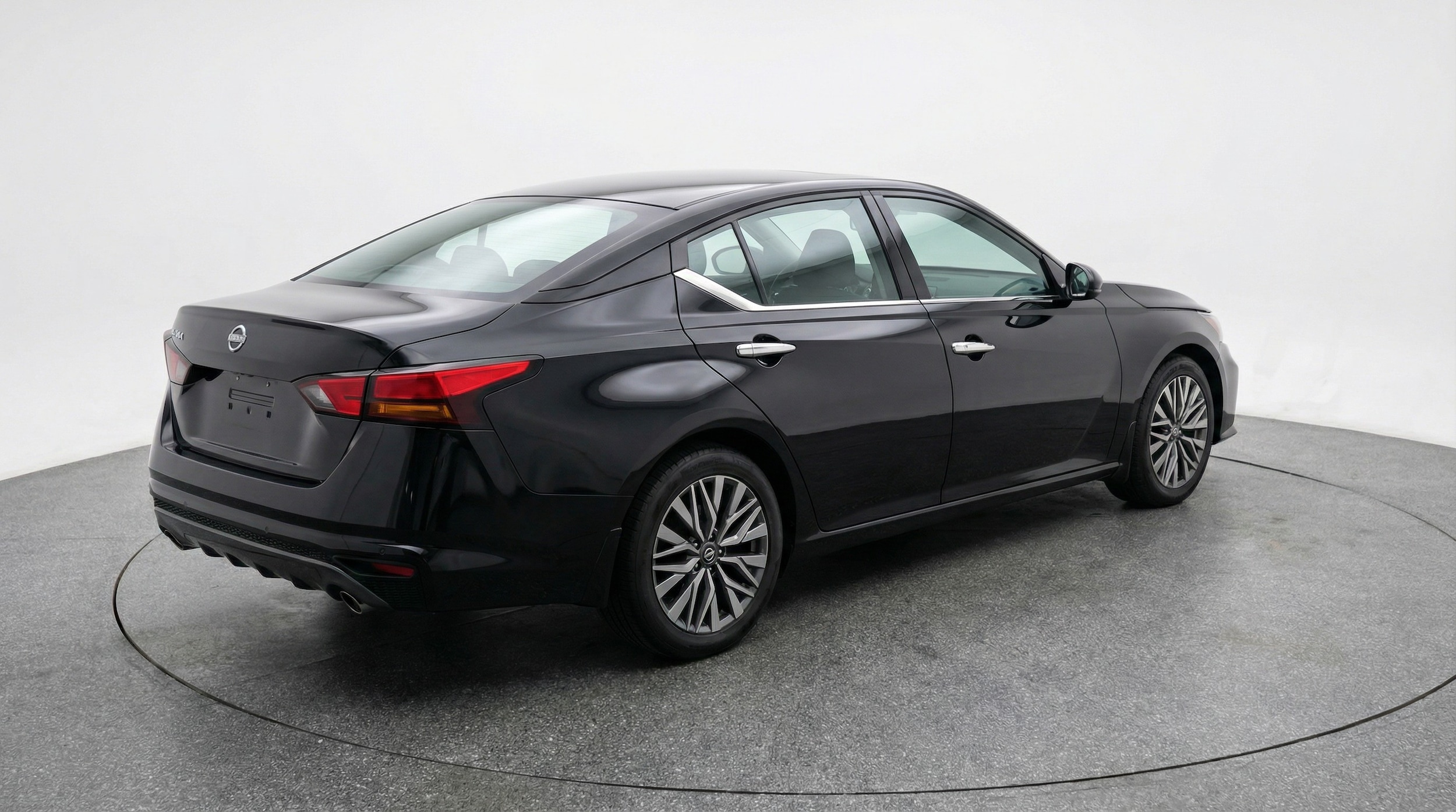 Thumbnail: 2025 Nissan Altima - 7