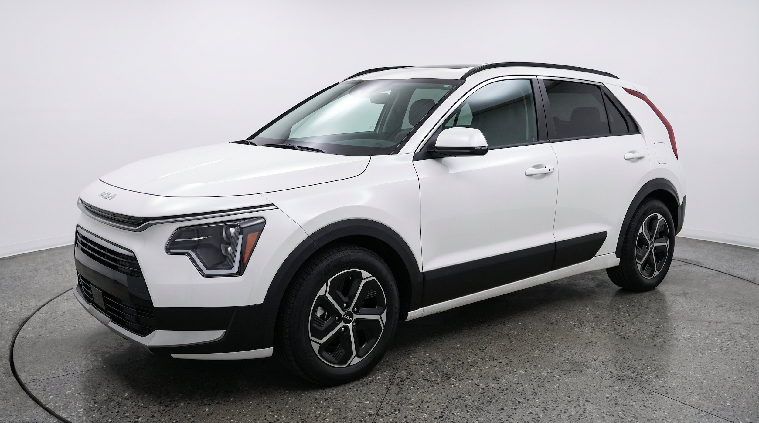 Thumbnail: 2026 Kia Niro - 3