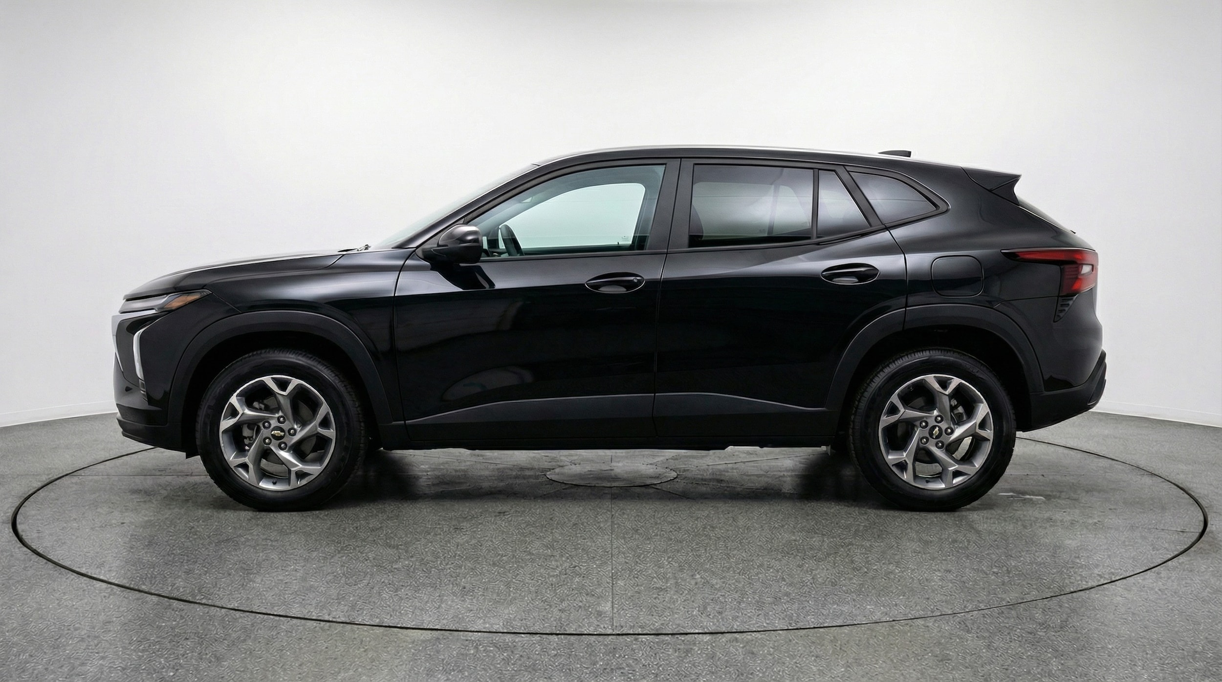 Thumbnail: 2025 Chevrolet Trax - 4