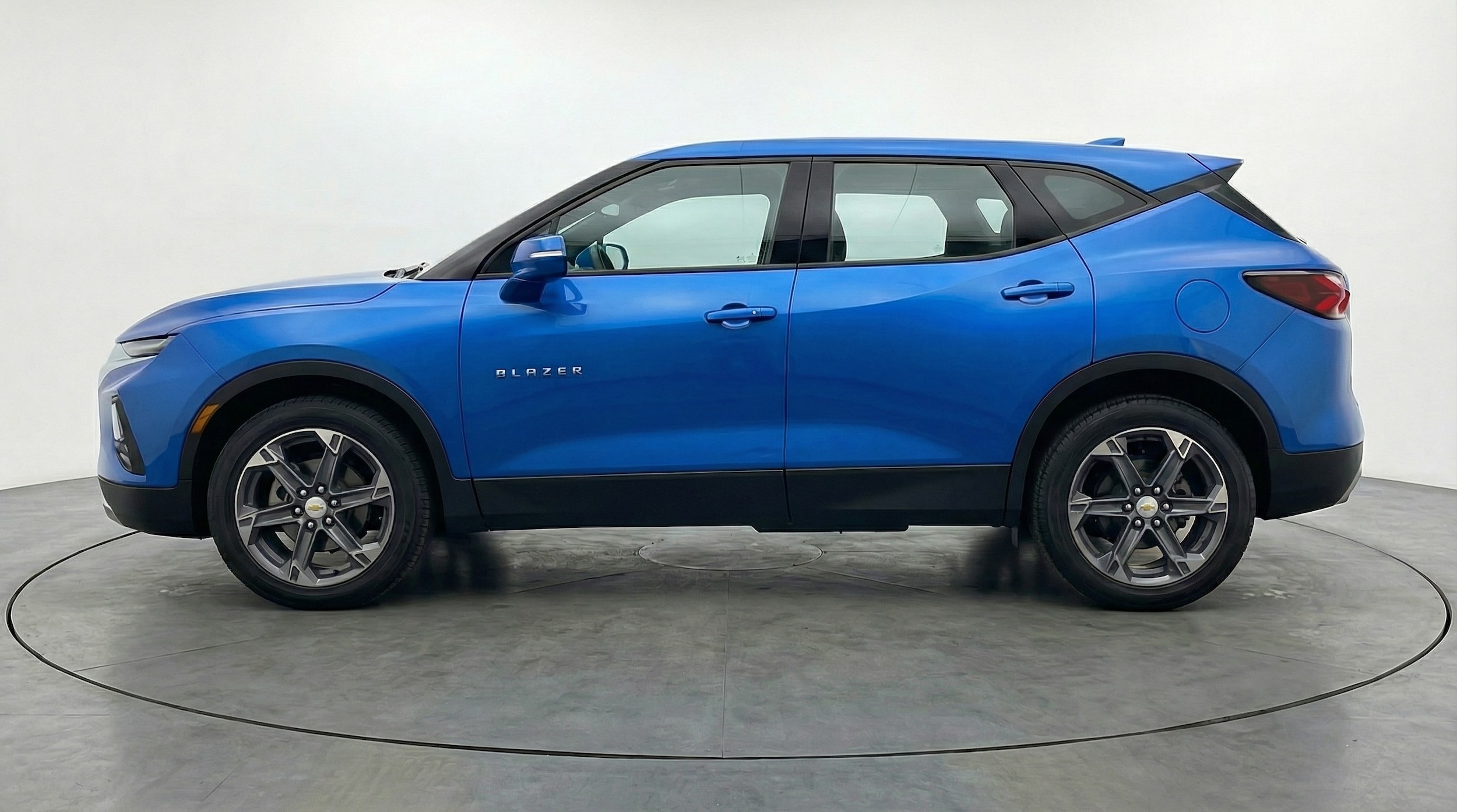 Thumbnail: 2025 Chevrolet Blazer - 4