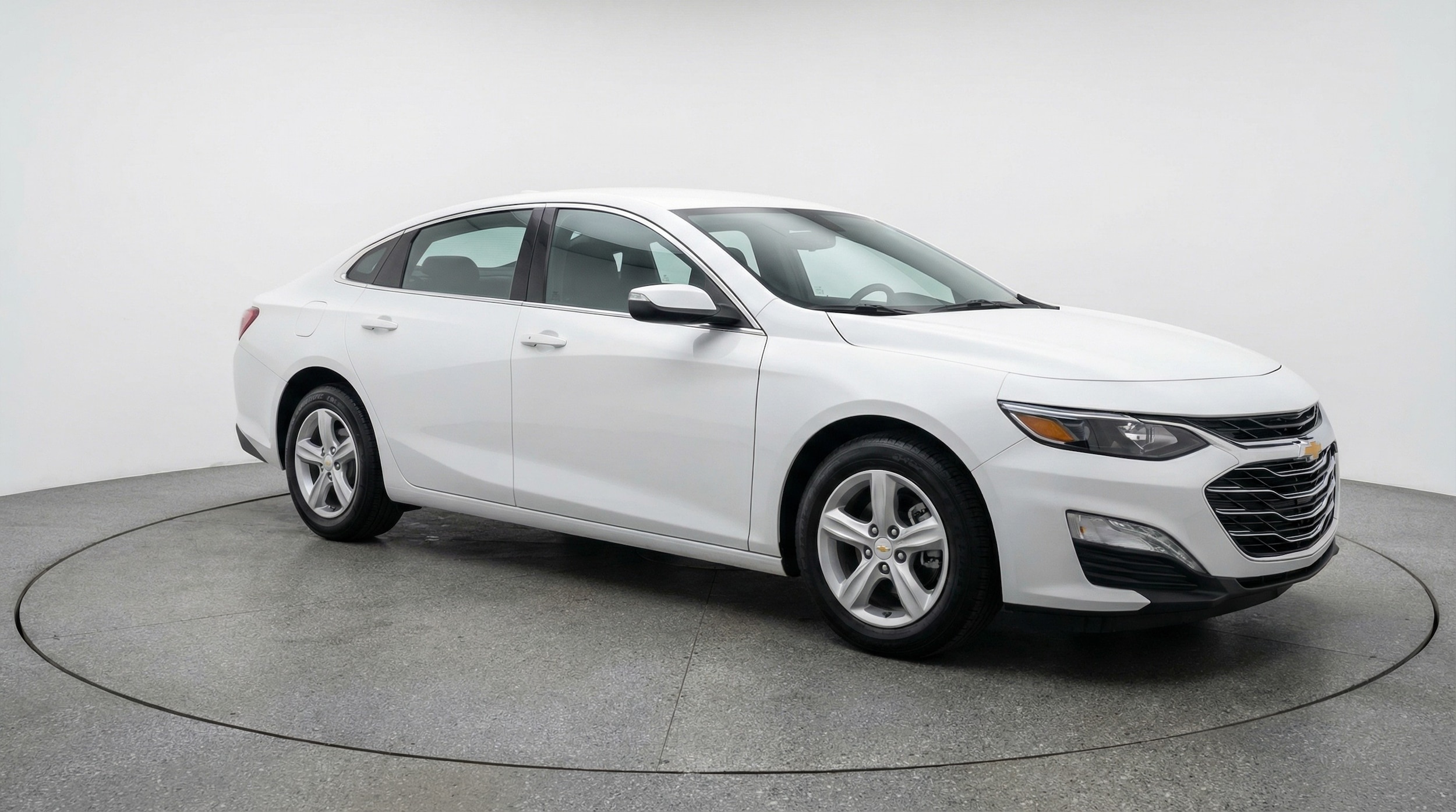 Thumbnail: 2023 Chevrolet Malibu - 1