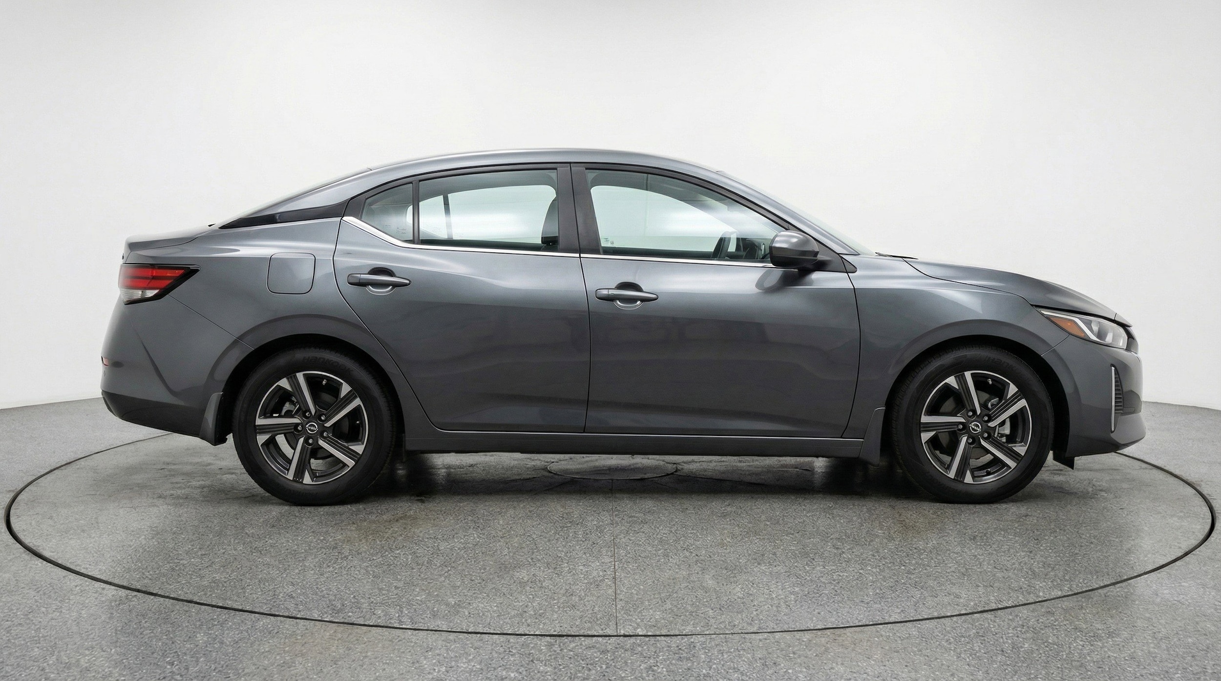 Thumbnail: 2025 Nissan Sentra - 11