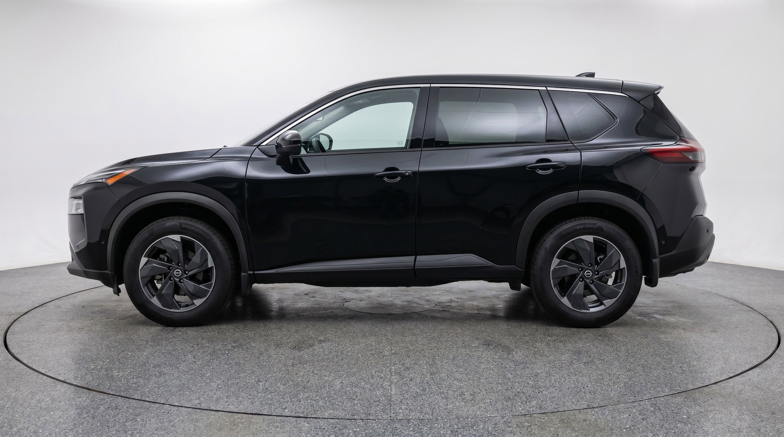 Thumbnail: 2025 Nissan Rogue - 5