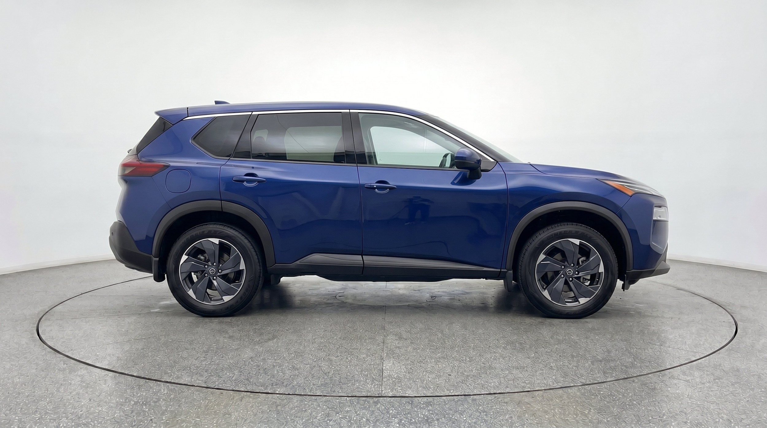 Thumbnail: 2025 Nissan Rogue - 10