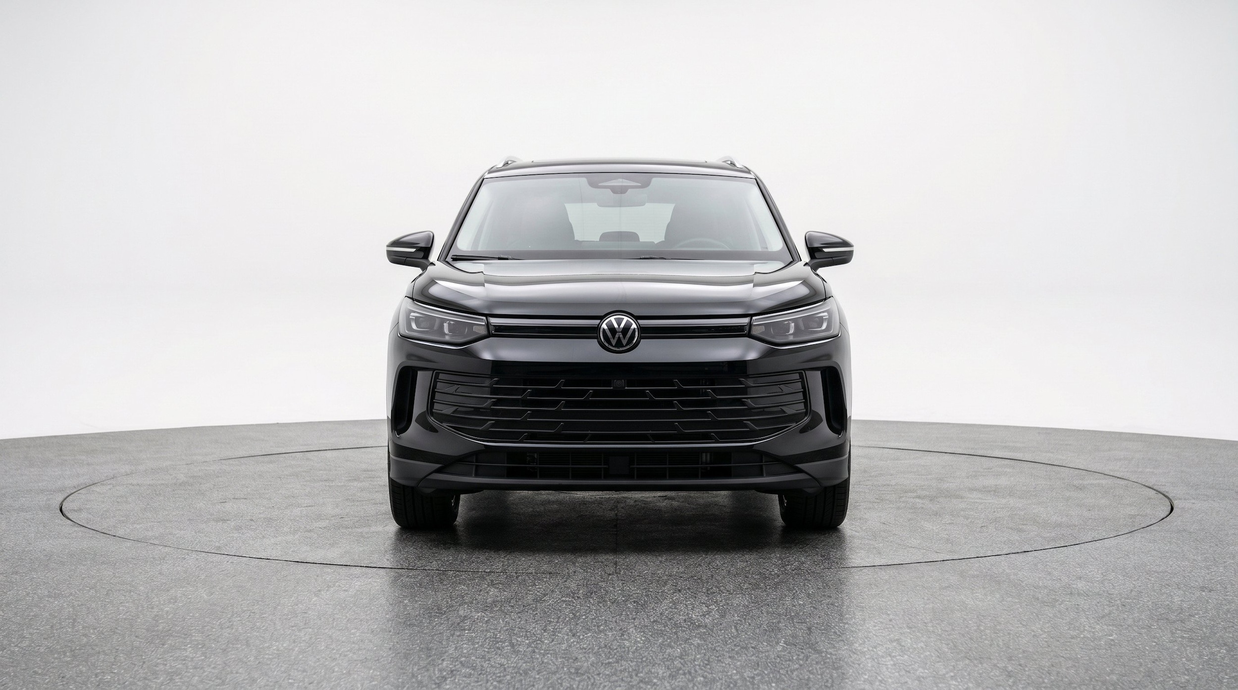 Thumbnail: 2026 Volkswagen Tiguan - 2