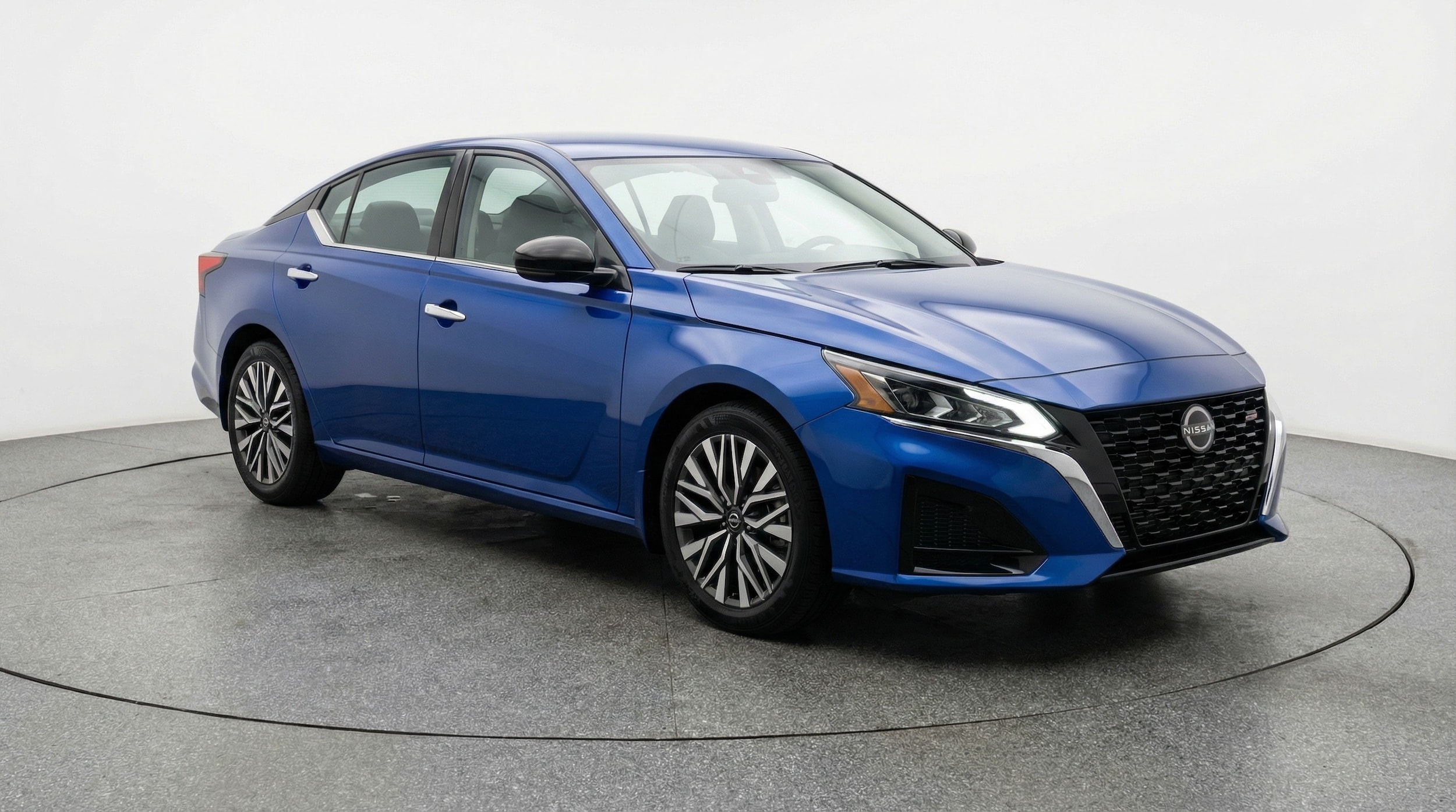 Thumbnail: 2025 Nissan Altima - 1