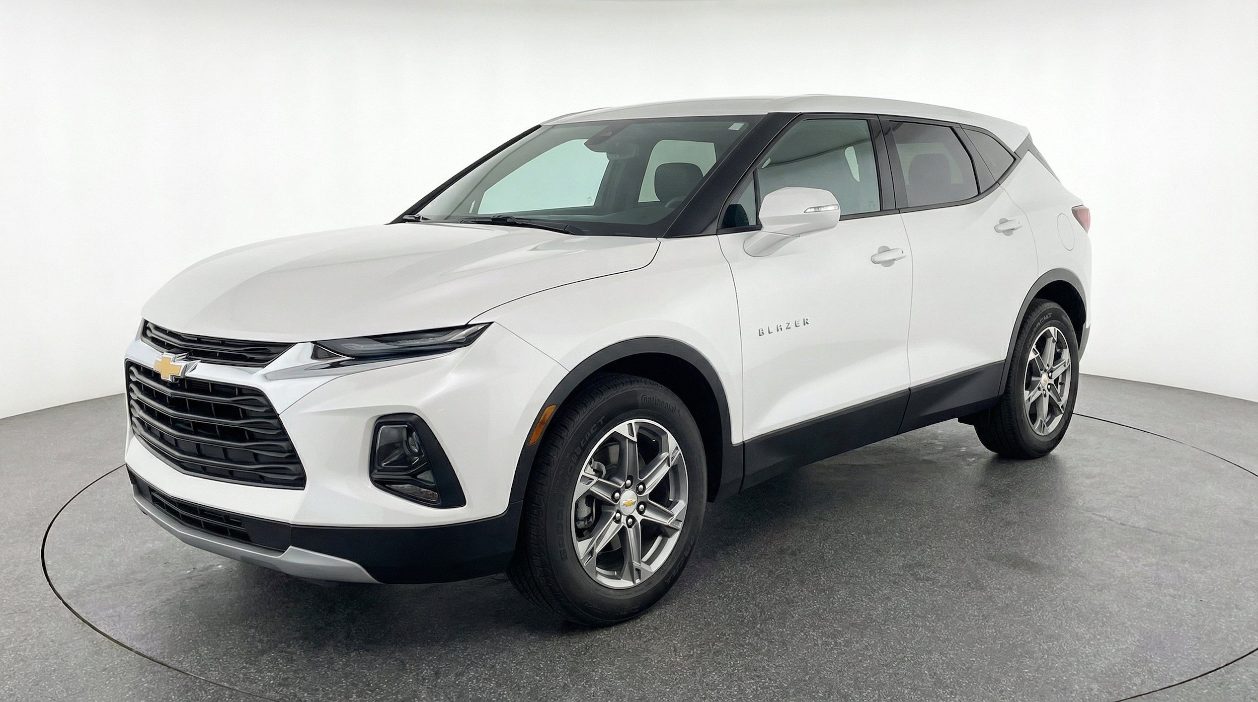 Thumbnail: 2025 Chevrolet Blazer - 3