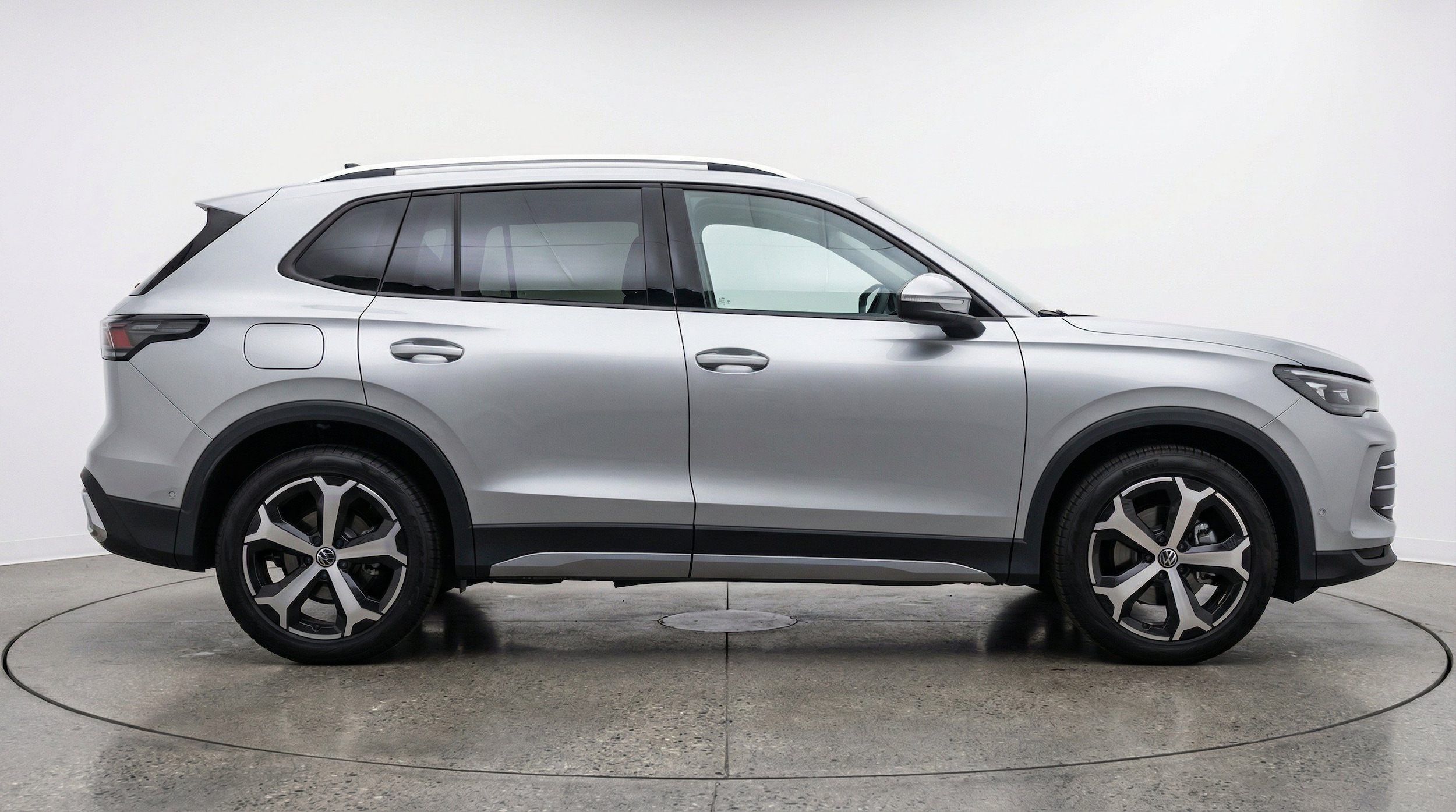 Thumbnail: 2026 Volkswagen Tiguan - 11