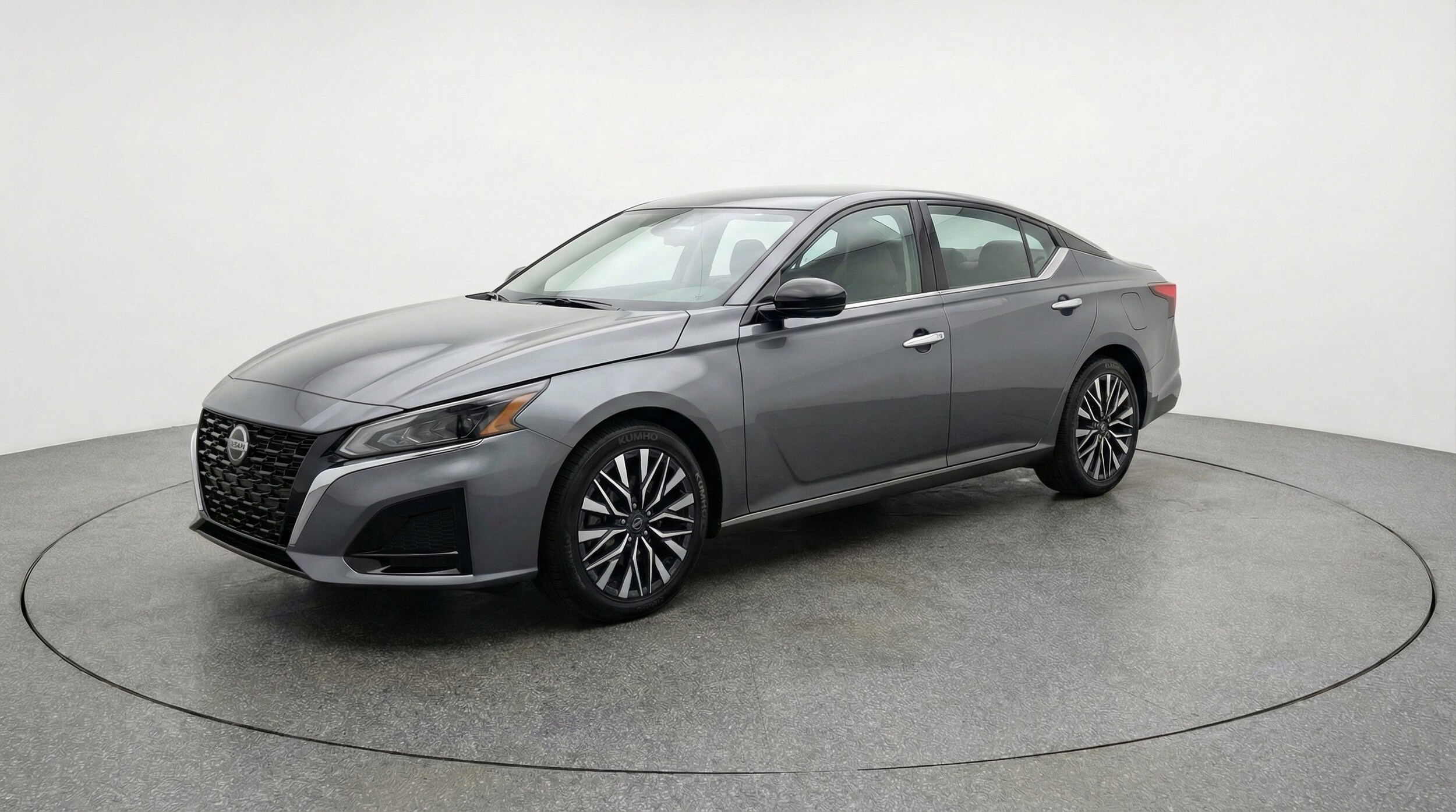 Thumbnail: 2025 Nissan Altima - 3