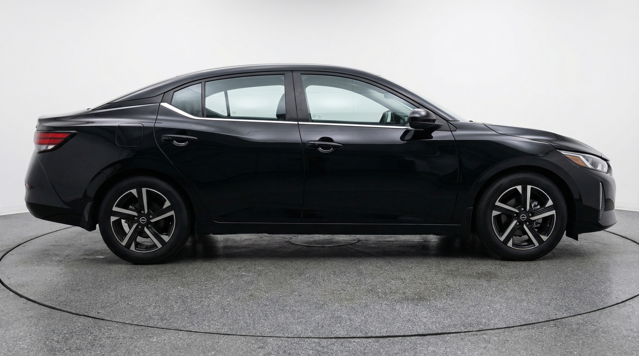 Thumbnail: 2025 Nissan Sentra - 8