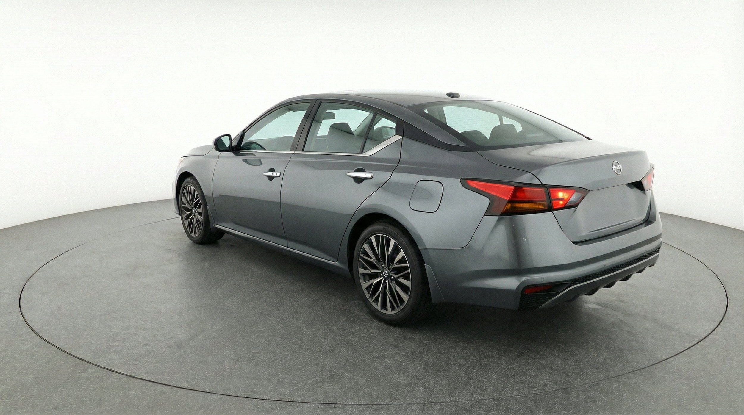 Thumbnail: 2025 Nissan Altima - 6