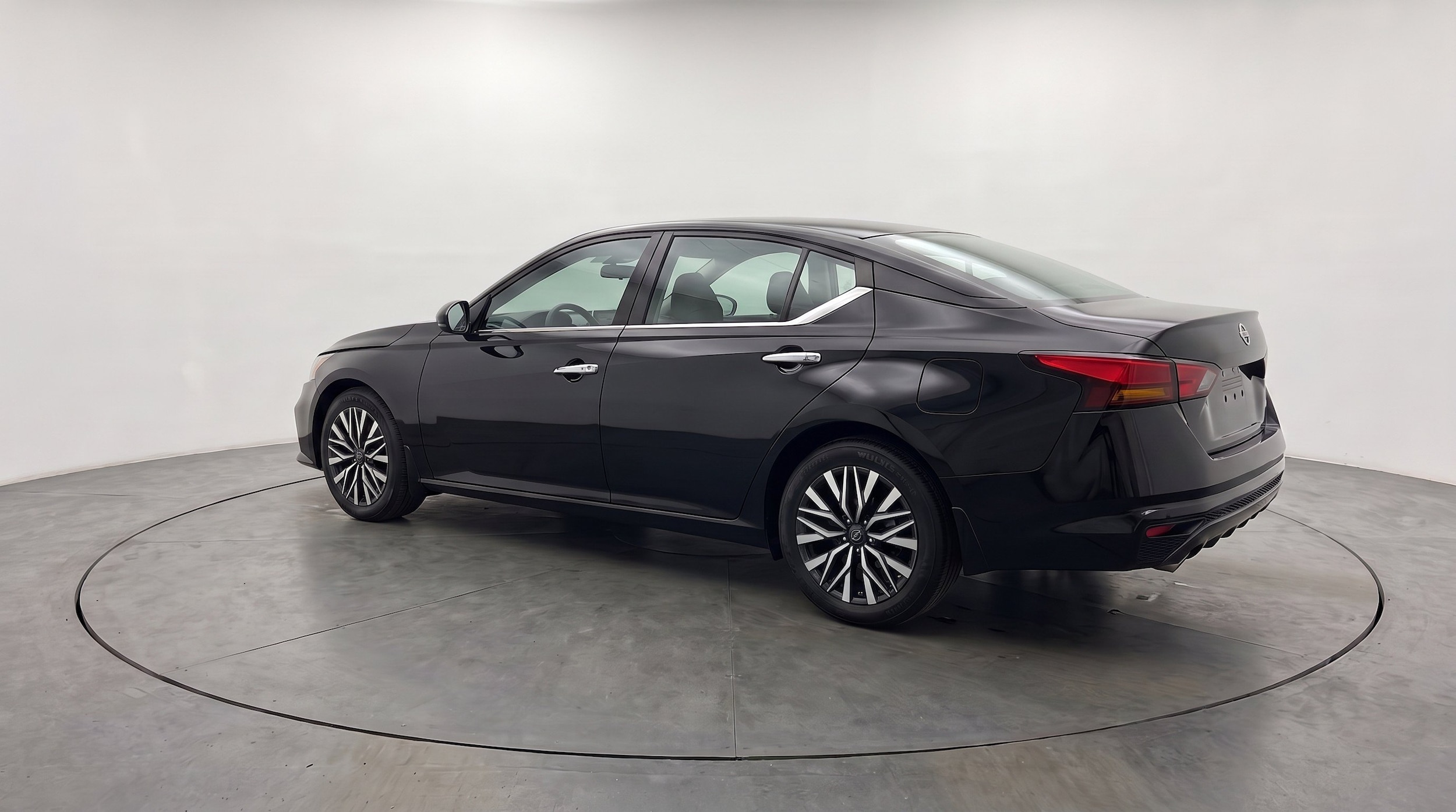 Thumbnail: 2025 Nissan Altima - 6
