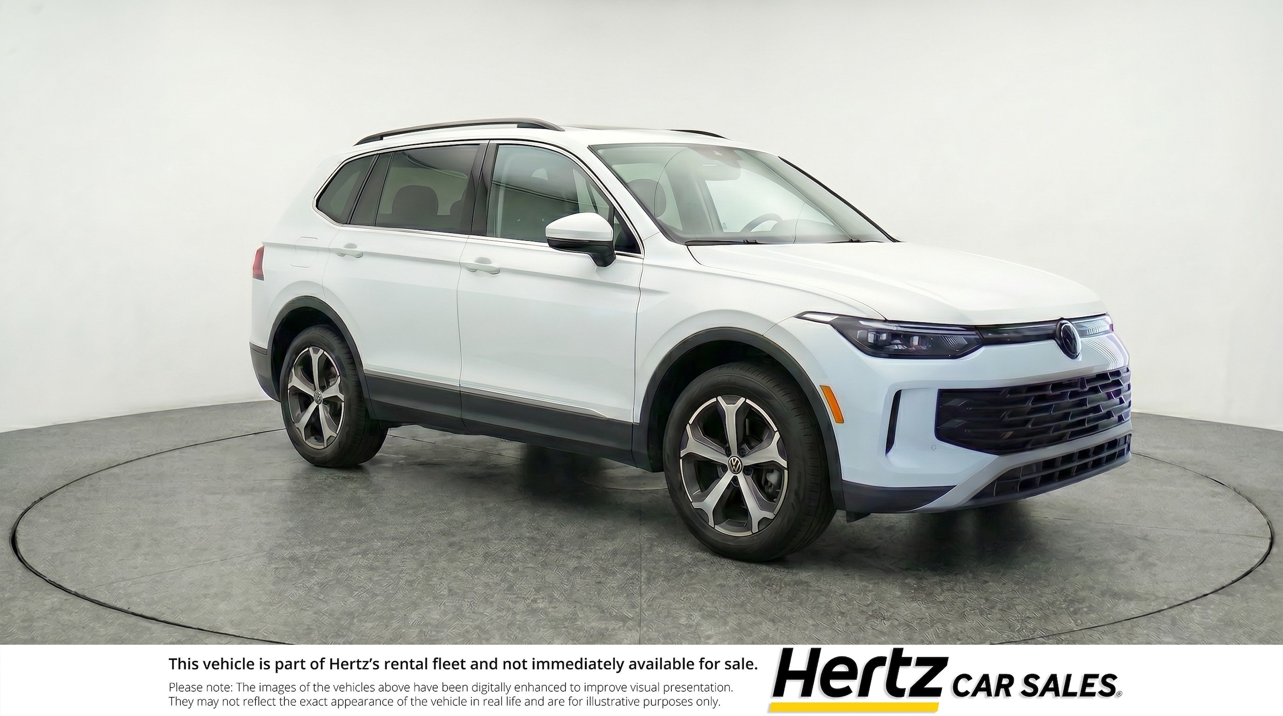 Thumbnail: 2026 Volkswagen Tiguan - 1