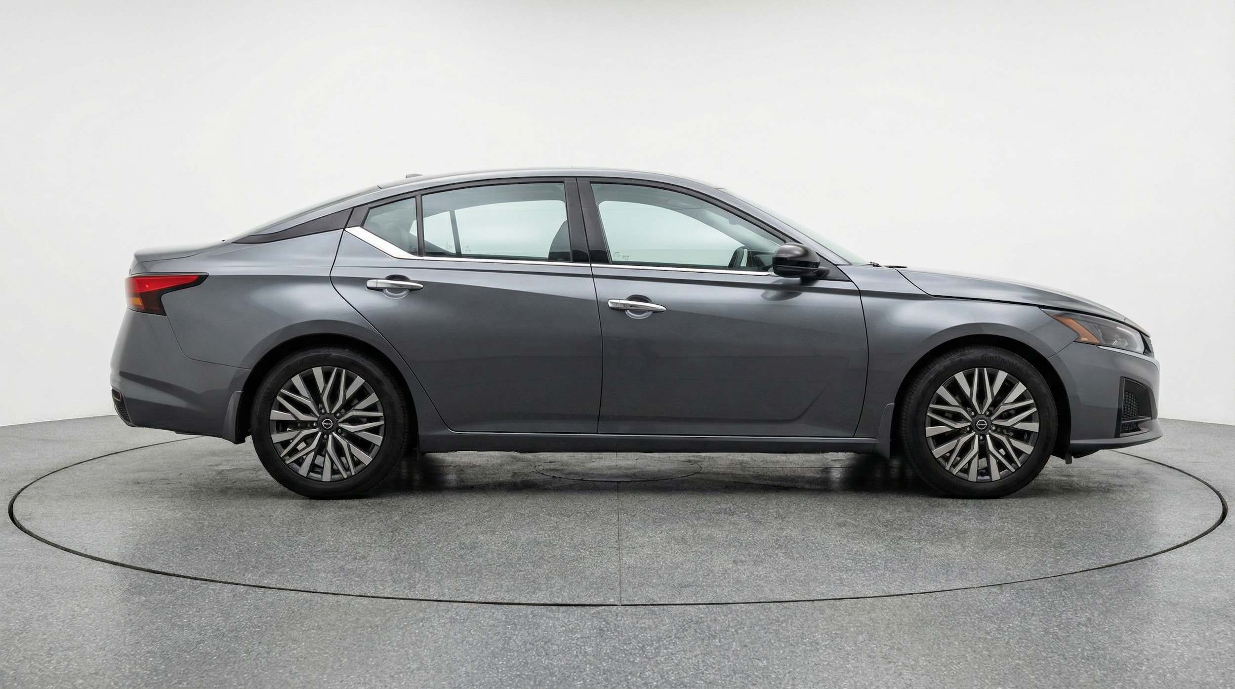 Thumbnail: 2025 Nissan Altima - 8
