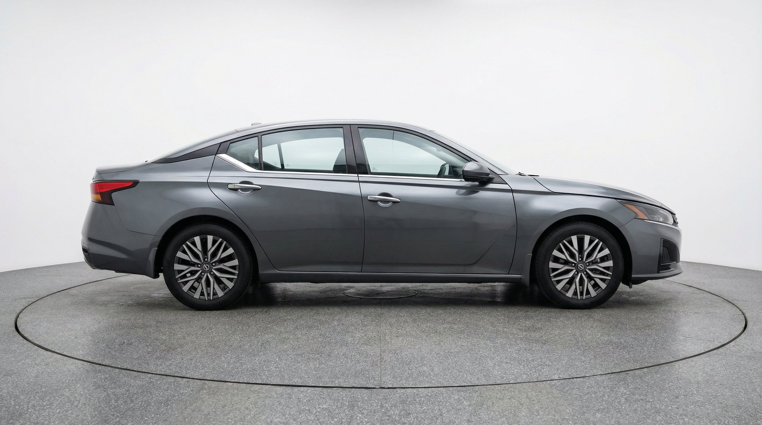 Thumbnail: 2025 Nissan Altima - 10