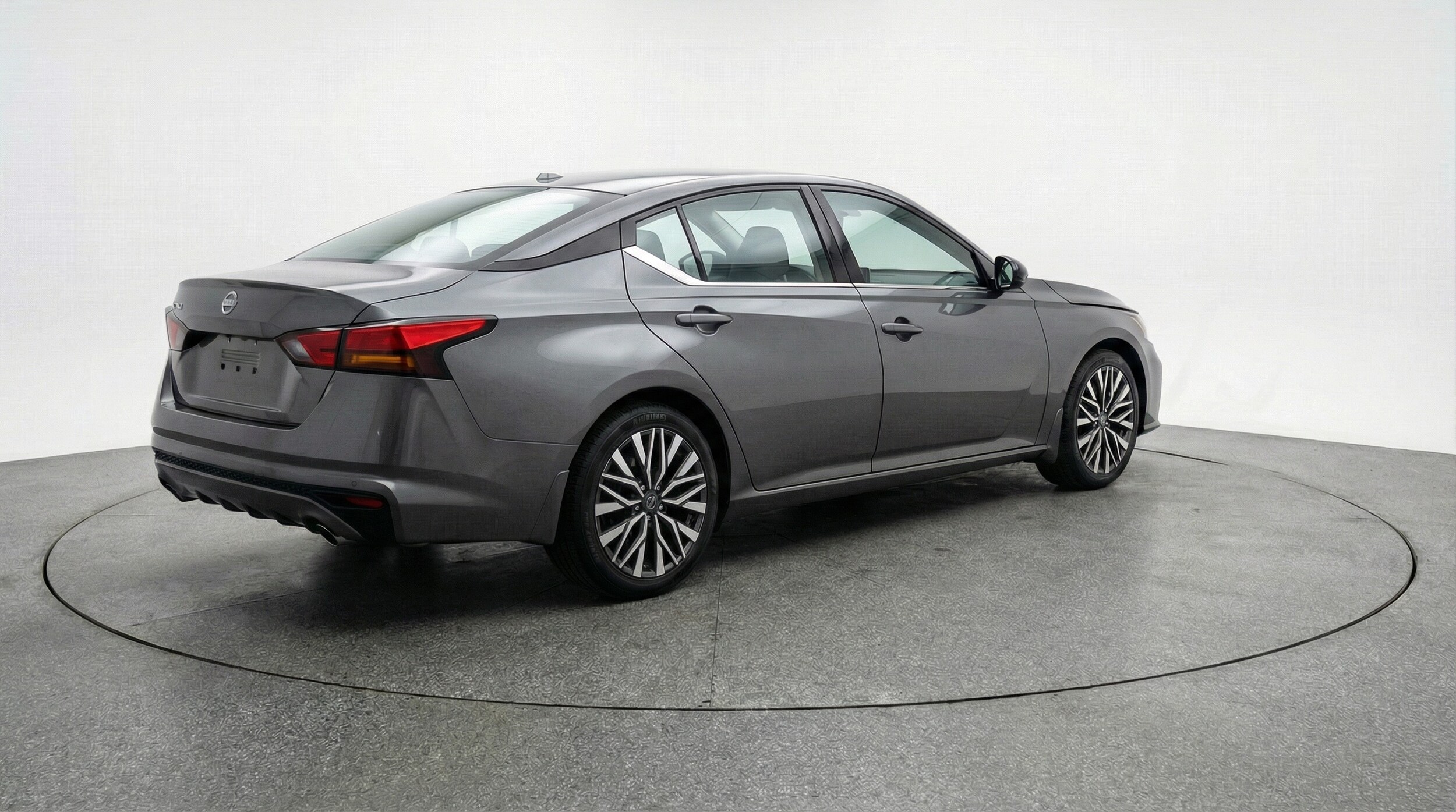 Thumbnail: 2025 Nissan Altima - 7