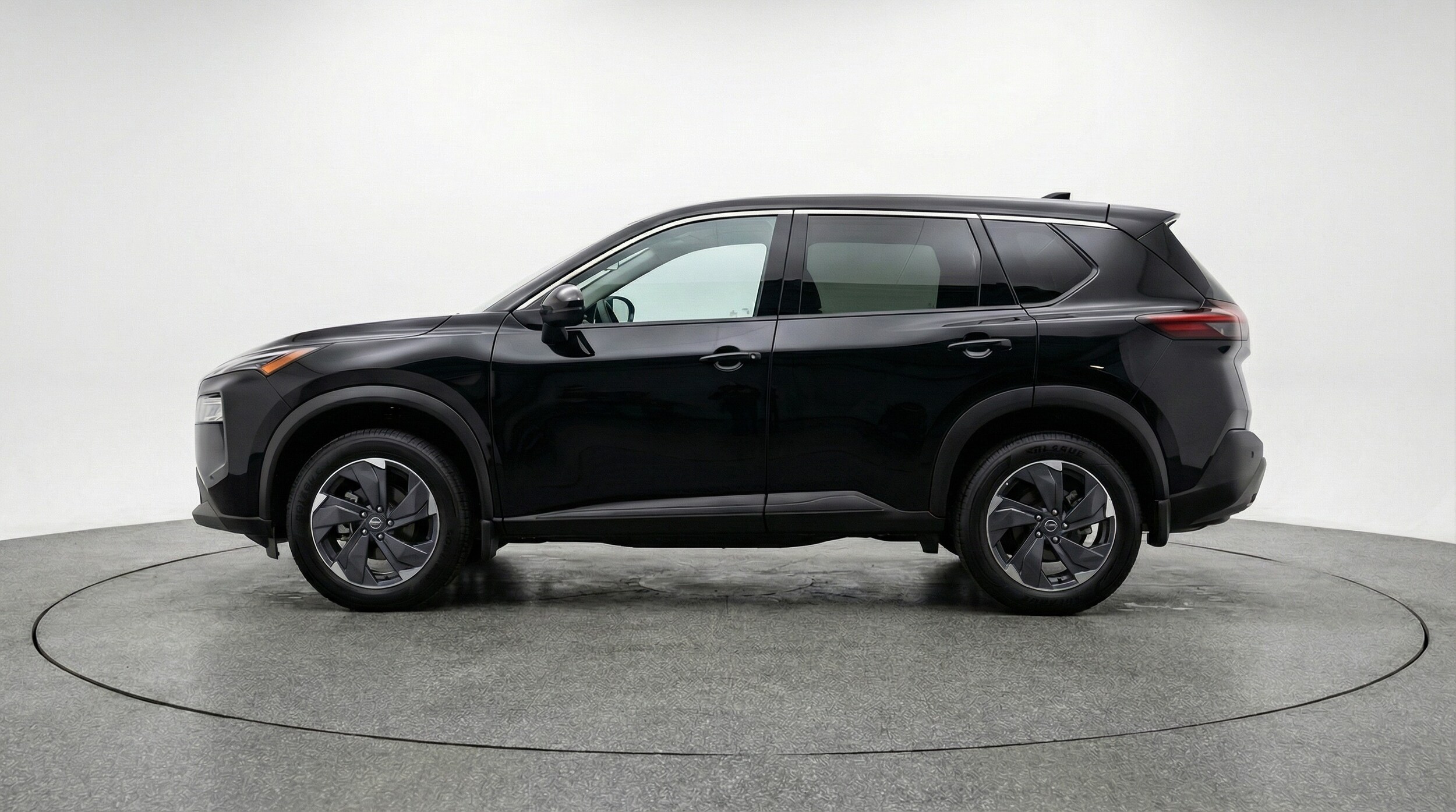 Thumbnail: 2025 Nissan Rogue - 4