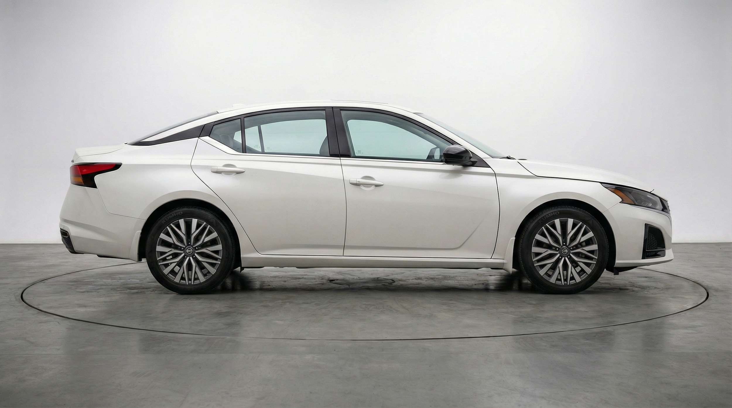 Thumbnail: 2025 Nissan Altima - 8