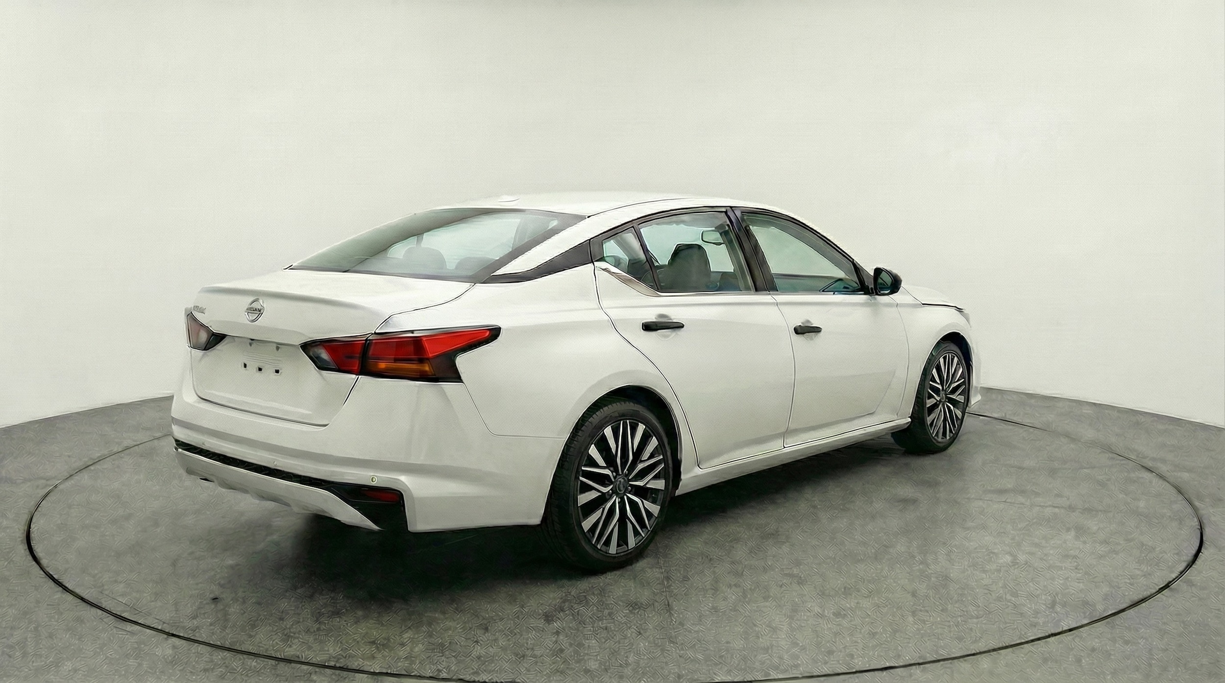 Thumbnail: 2025 Nissan Altima - 7