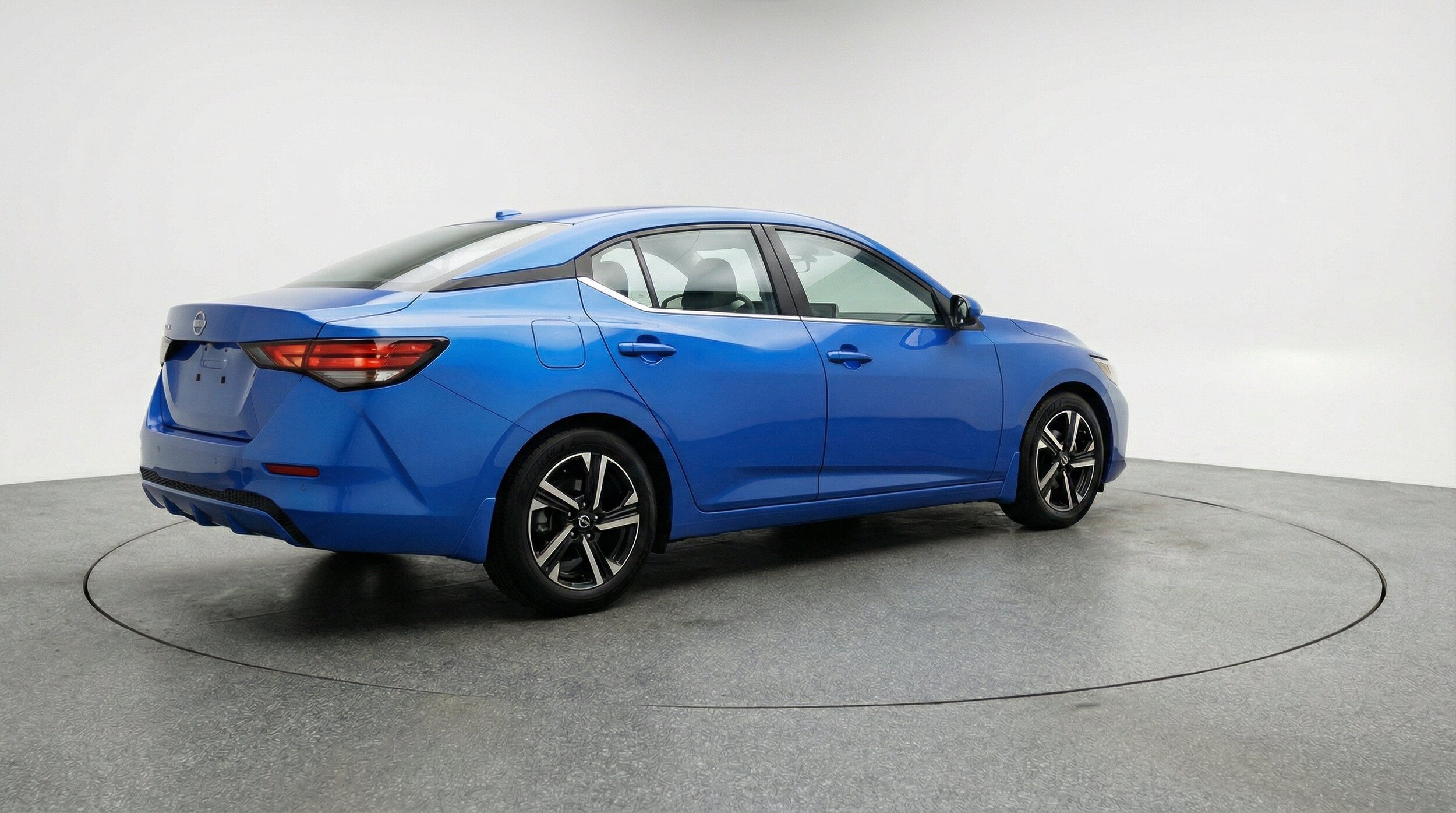 Thumbnail: 2025 Nissan Sentra - 9