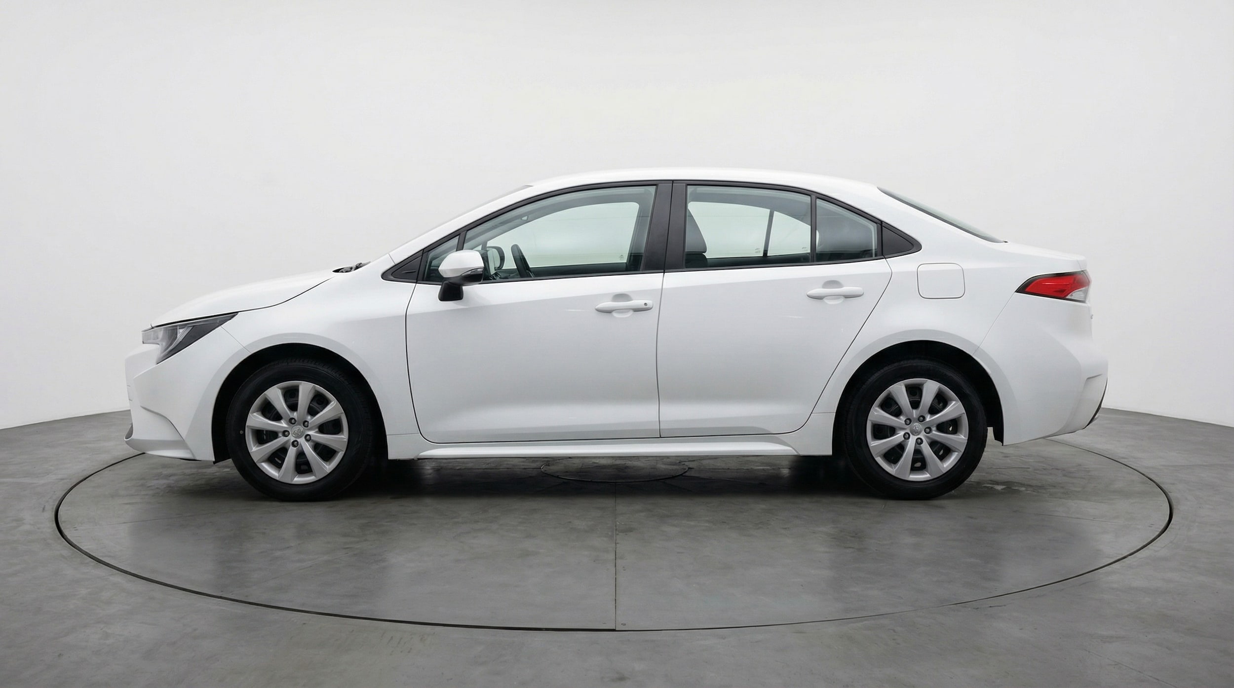Thumbnail: 2025 Toyota Corolla - 4
