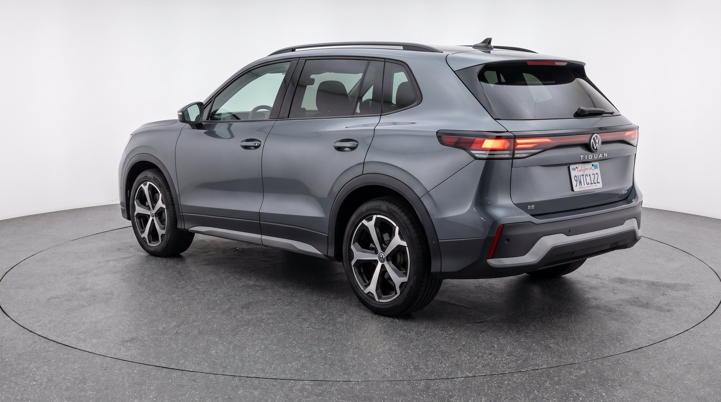 Thumbnail: 2026 Volkswagen Tiguan - 6