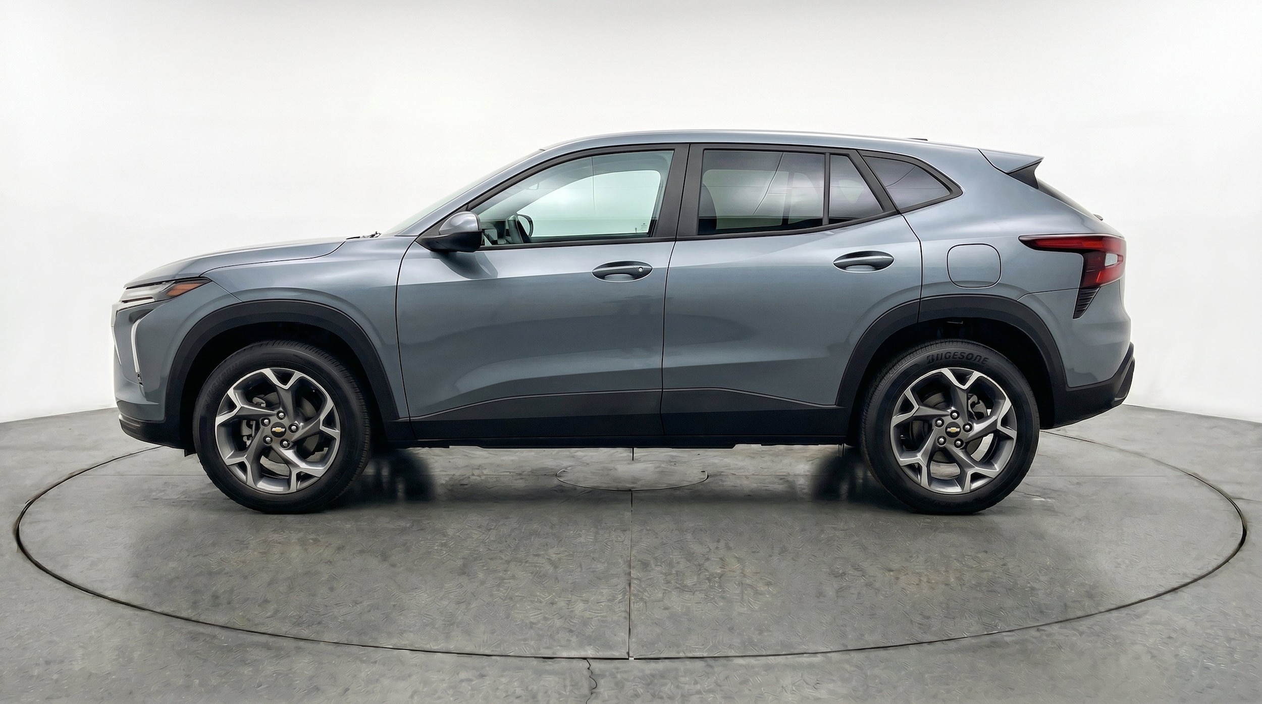 Thumbnail: 2025 Chevrolet Trax - 5