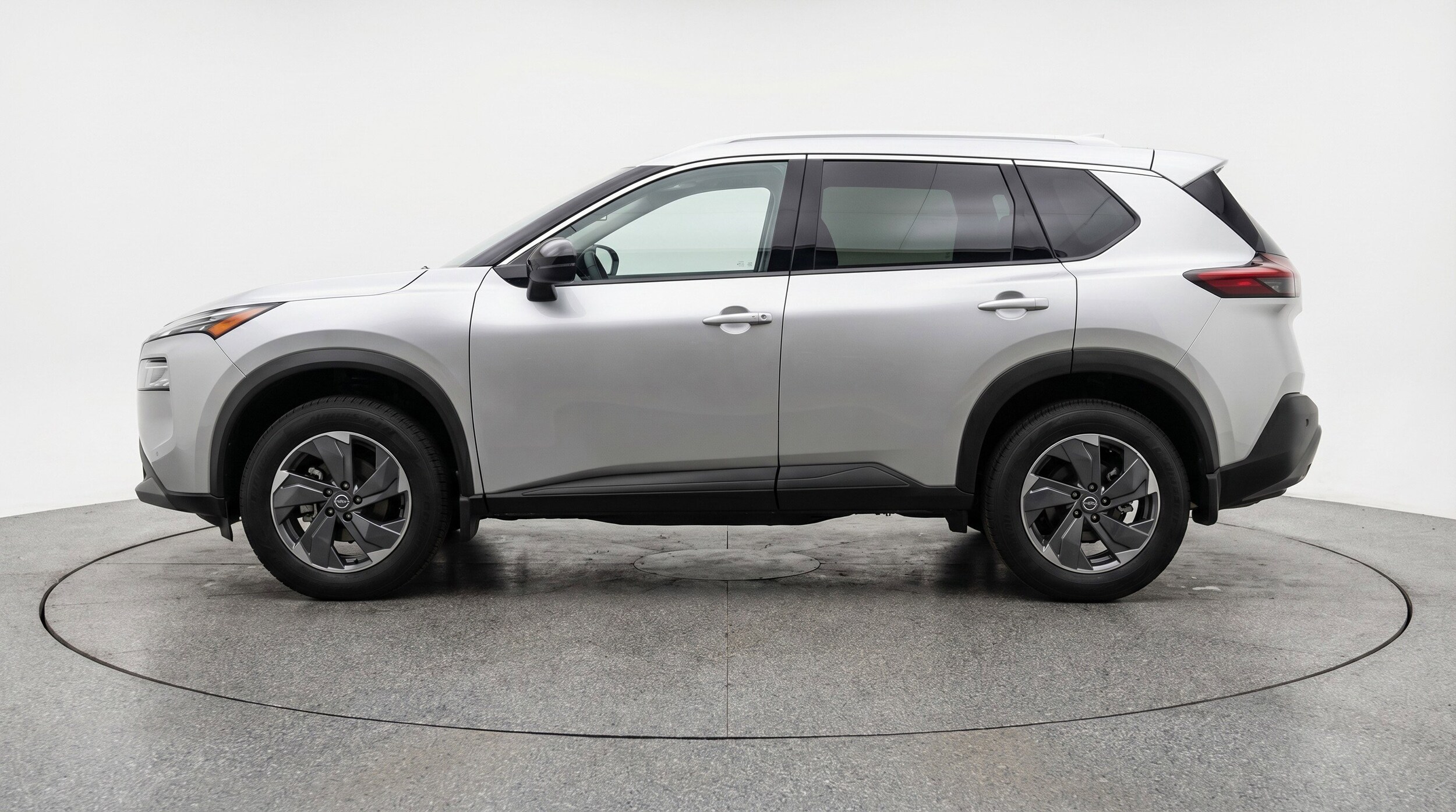 Thumbnail: 2025 Nissan Rogue - 5