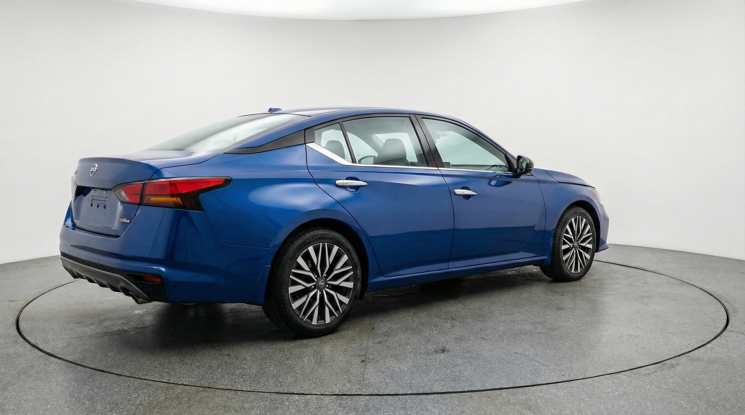 Thumbnail: 2025 Nissan Altima - 7