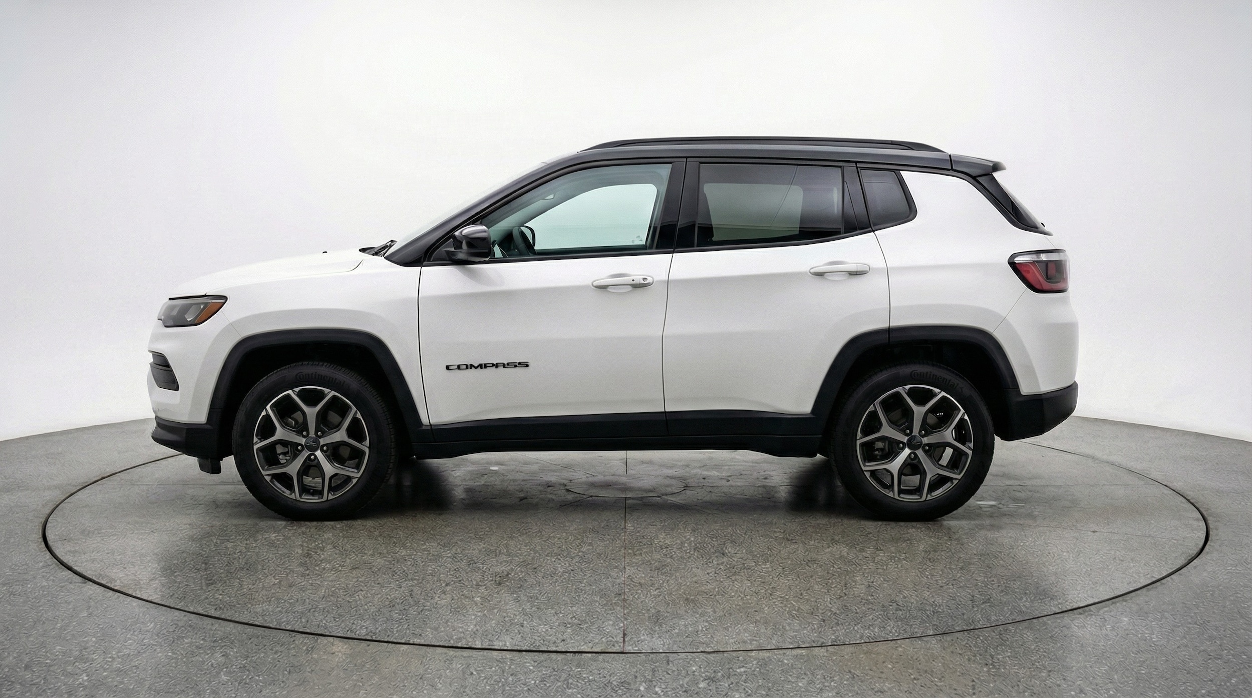 Thumbnail: 2025 Jeep Compass - 4