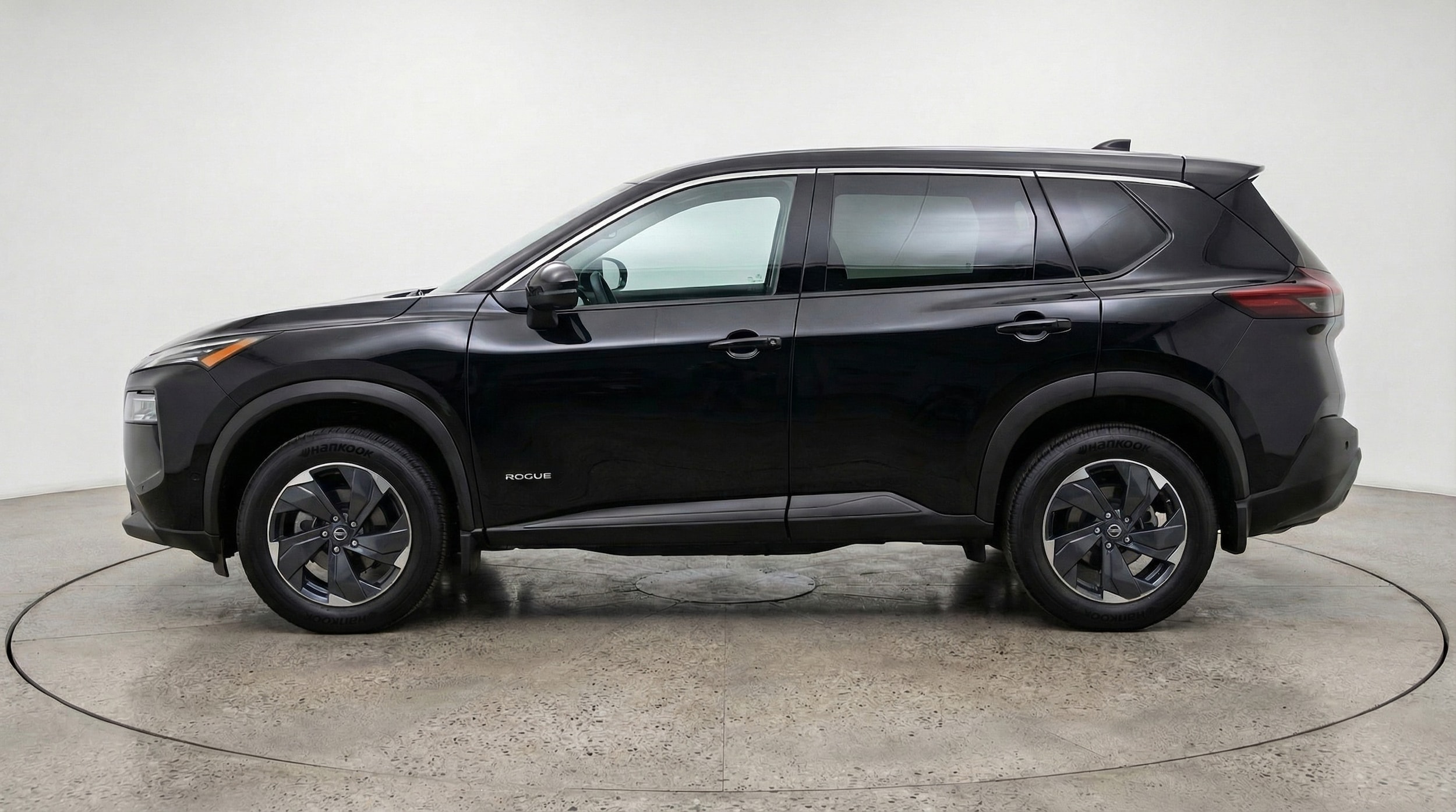 Thumbnail: 2025 Nissan Rogue - 4