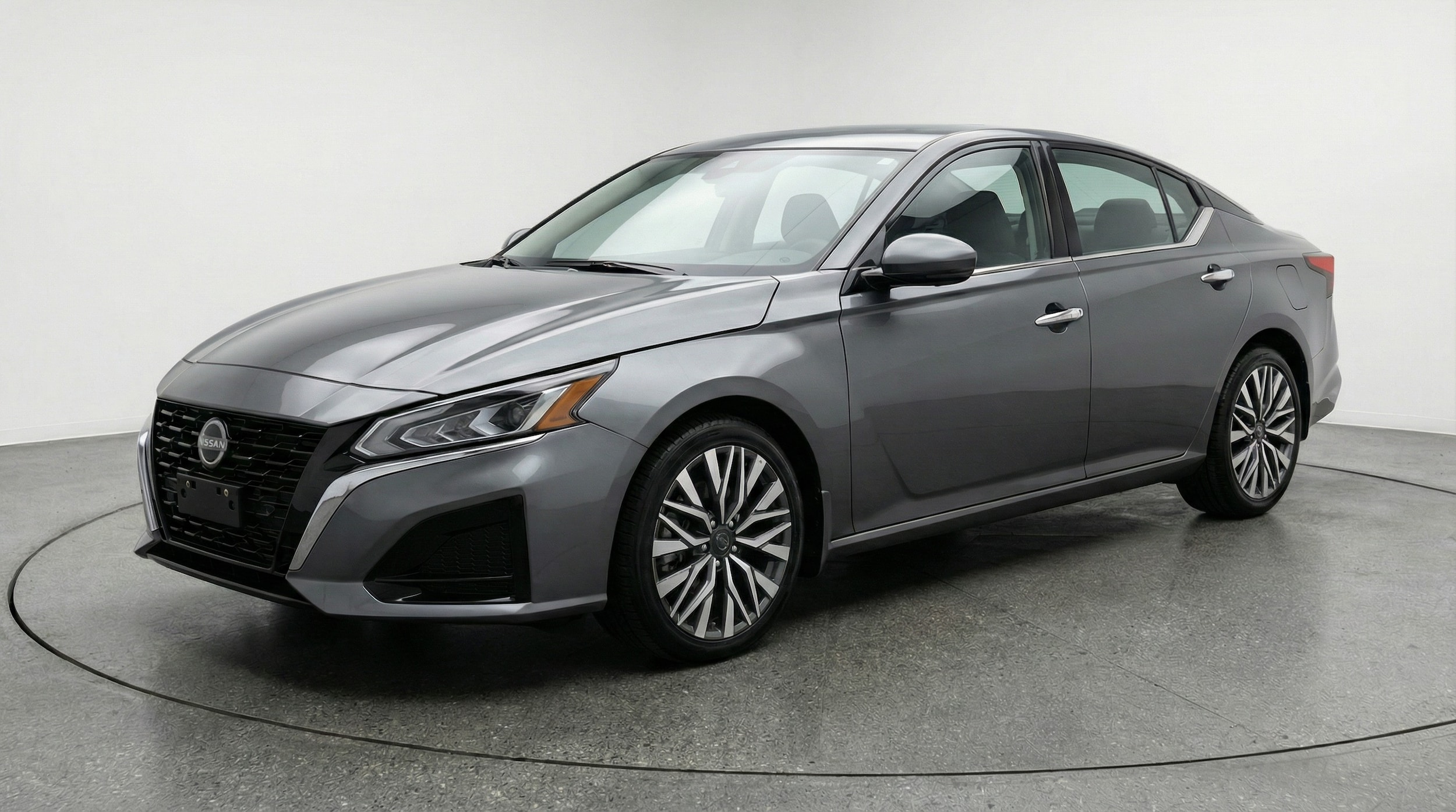 Thumbnail: 2025 Nissan Altima - 3