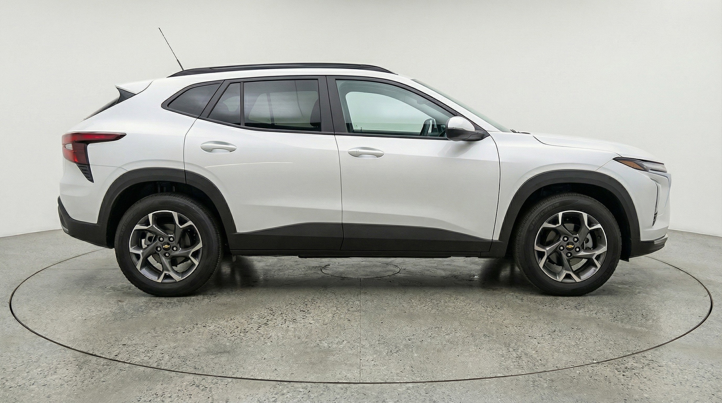 Thumbnail: 2025 Chevrolet Trax - 11