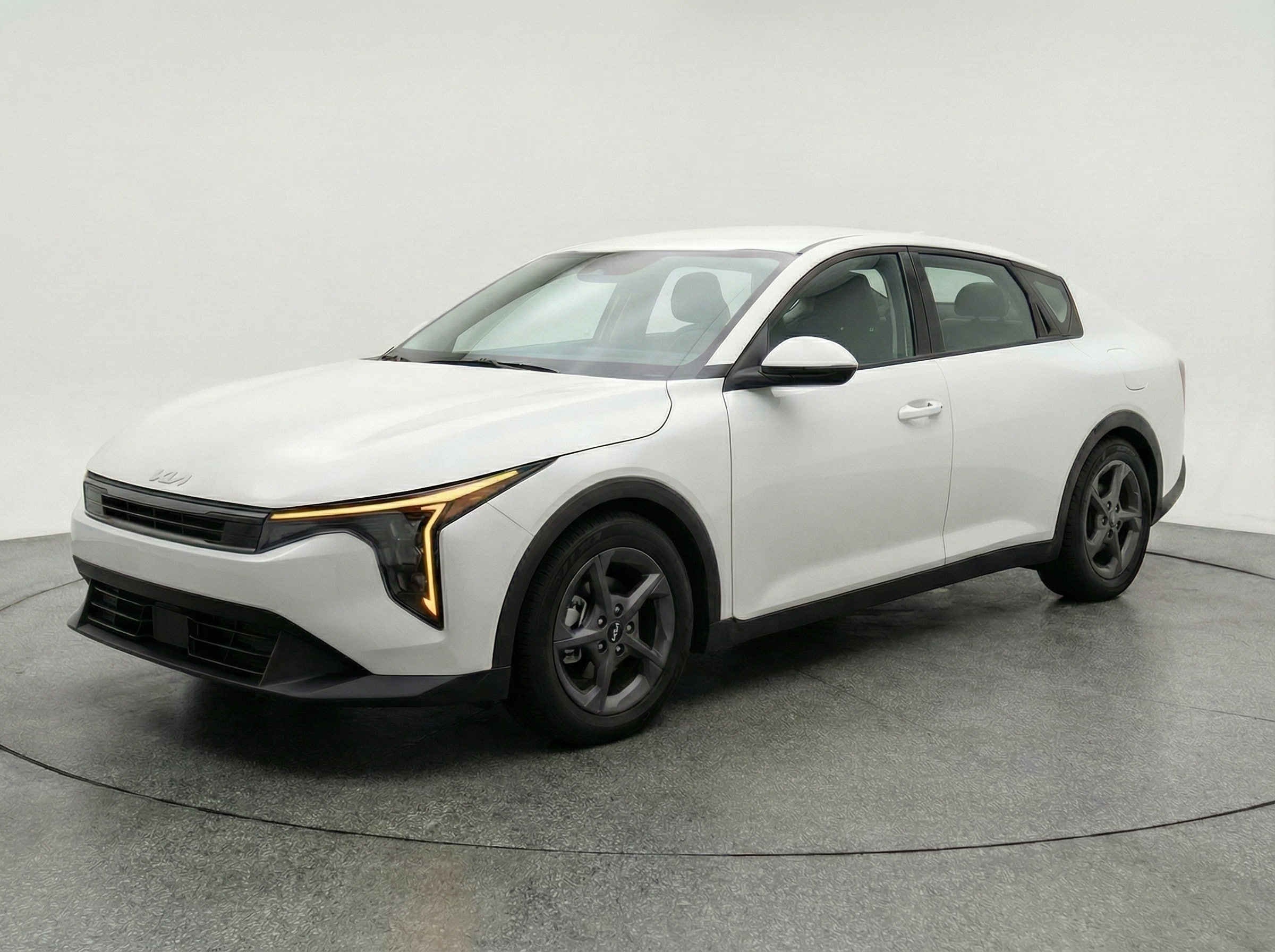 Thumbnail: 2025 Kia K4 - 3