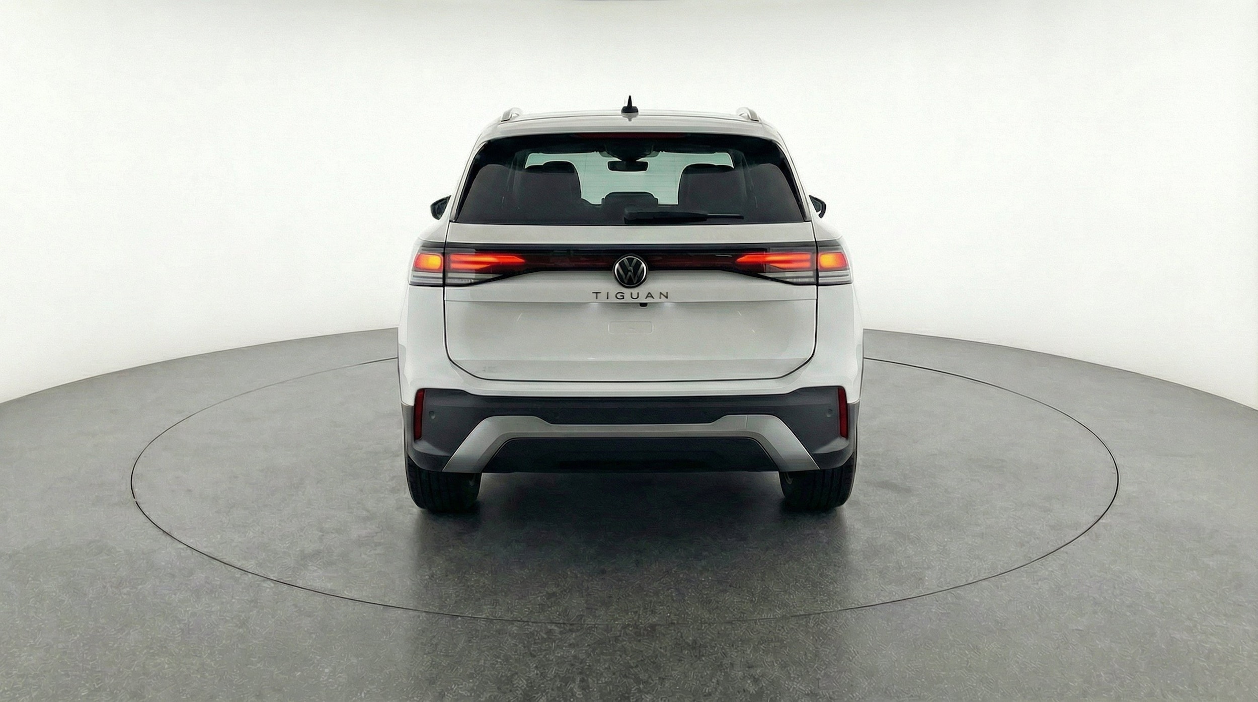 Thumbnail: 2026 Volkswagen Tiguan - 7