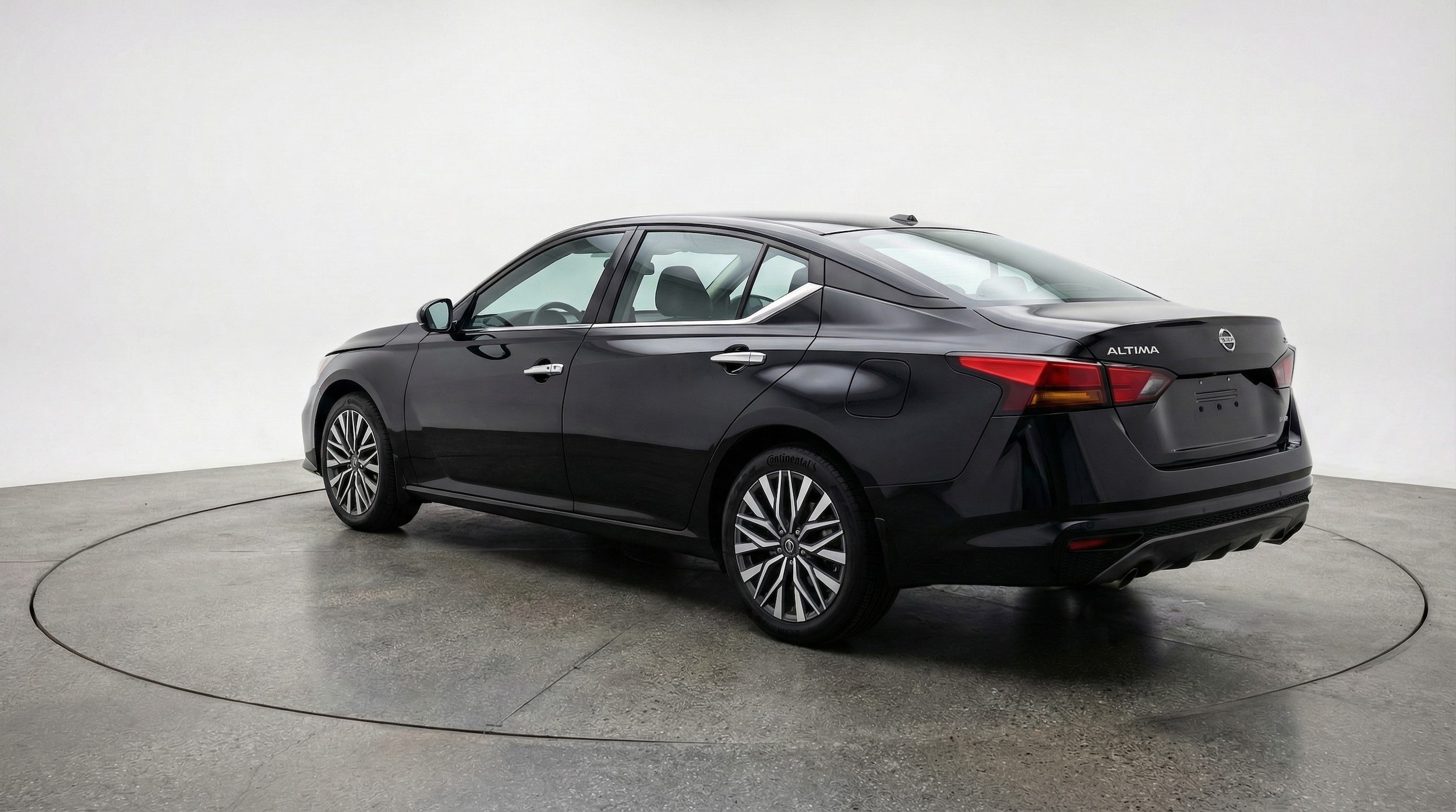 Thumbnail: 2025 Nissan Altima - 5