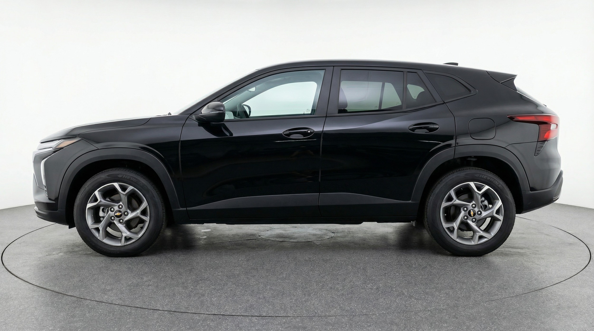 Thumbnail: 2025 Chevrolet Trax - 4