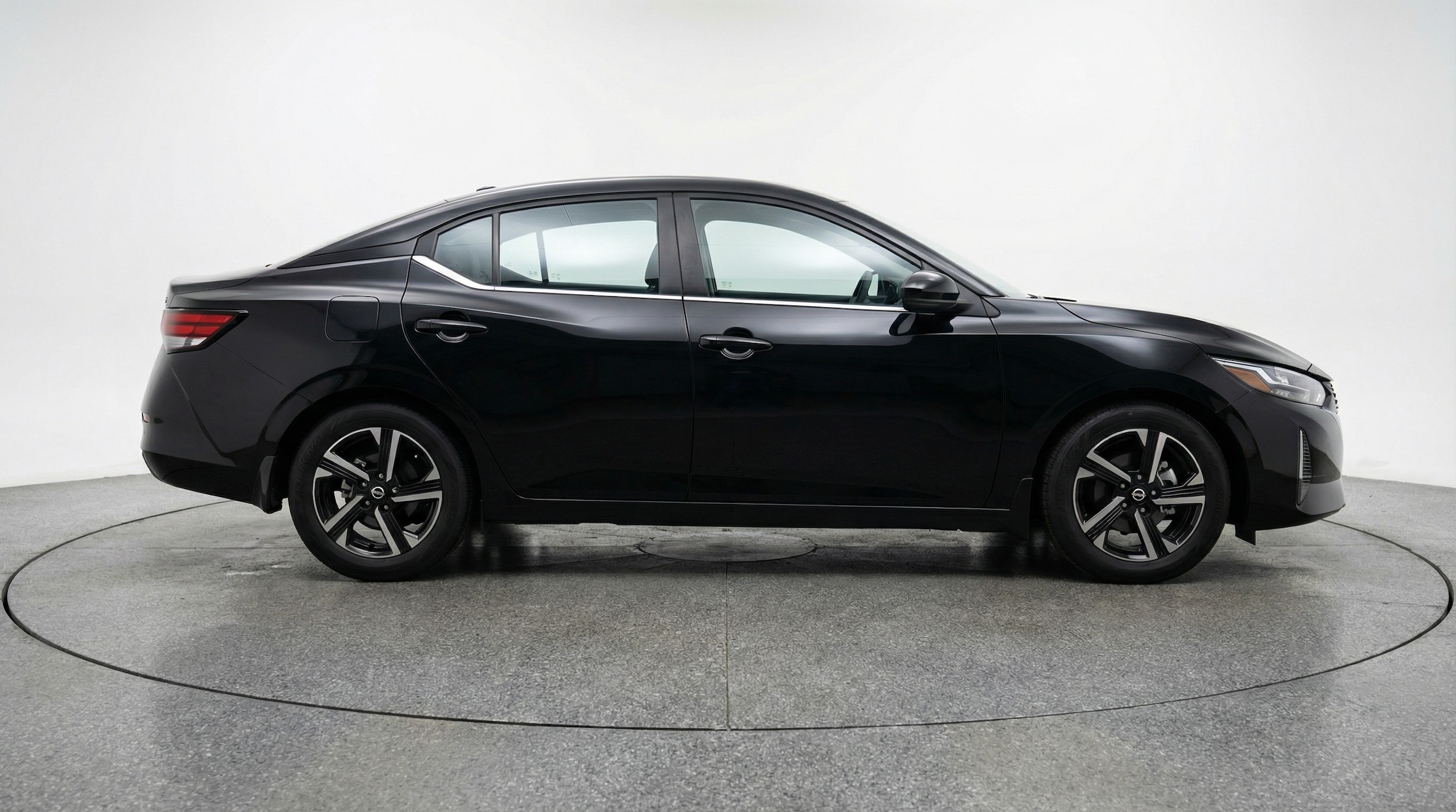 Thumbnail: 2025 Nissan Sentra - 8