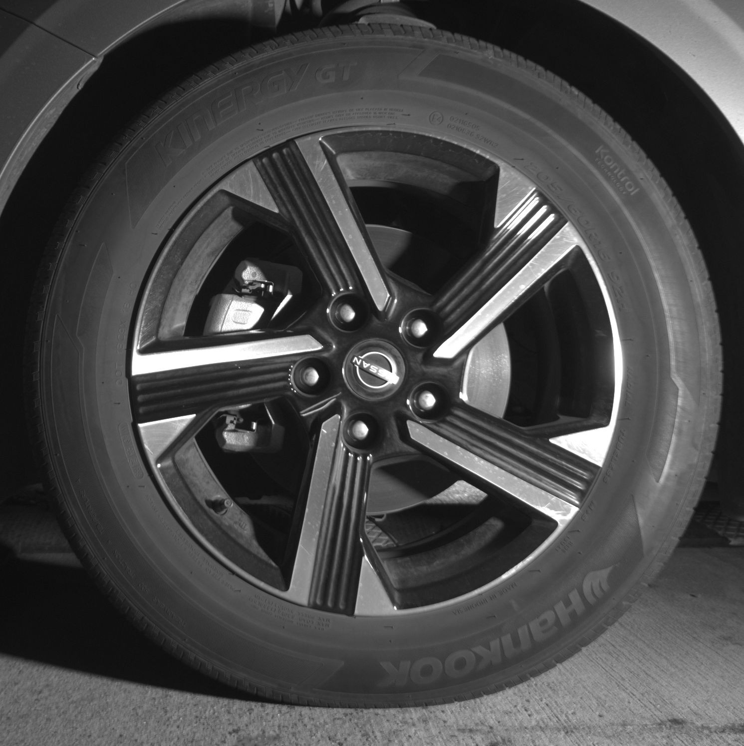 Thumbnail: 2025 Nissan Sentra - 9