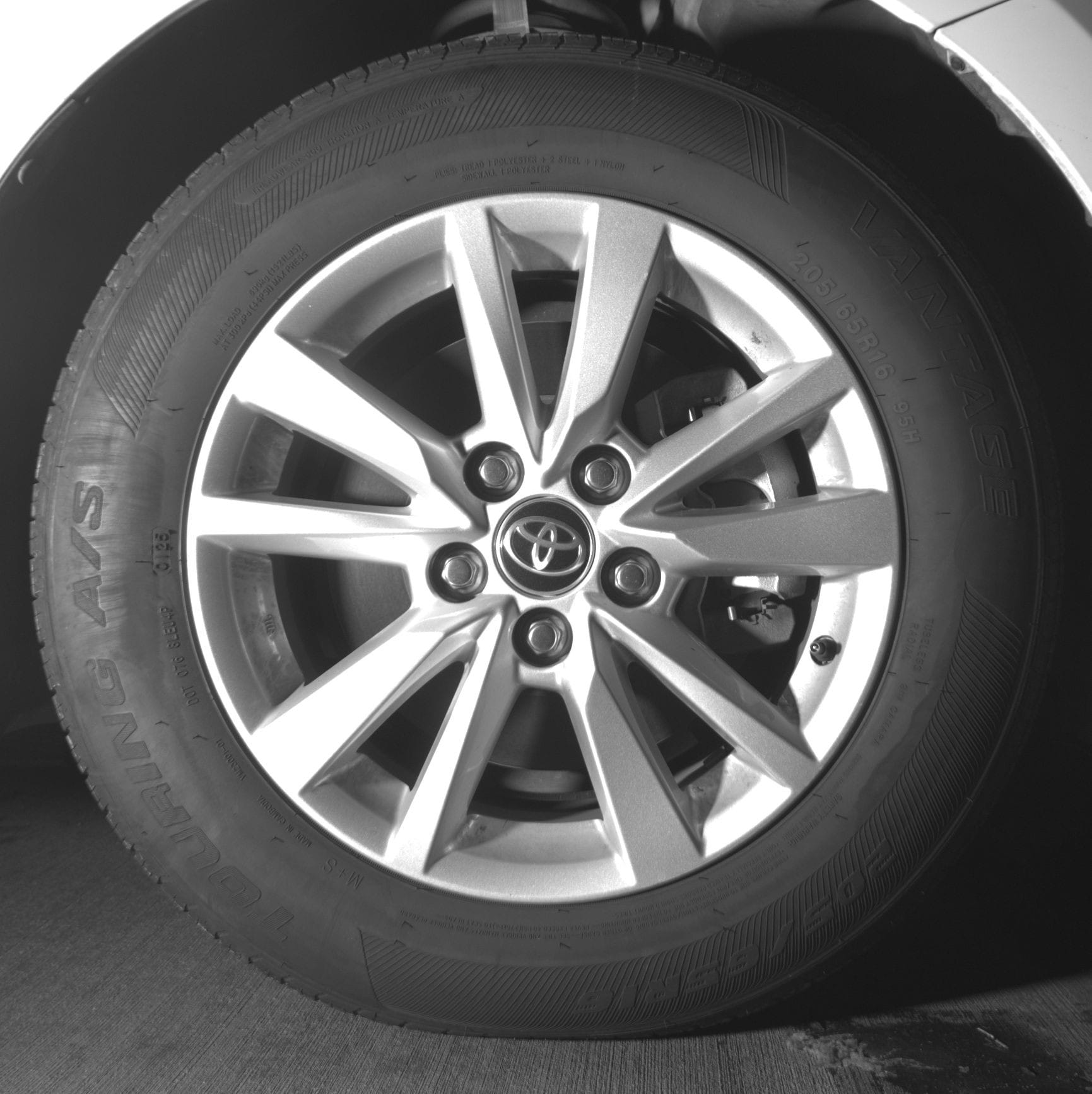 Thumbnail: 2025 Toyota Camry - 10