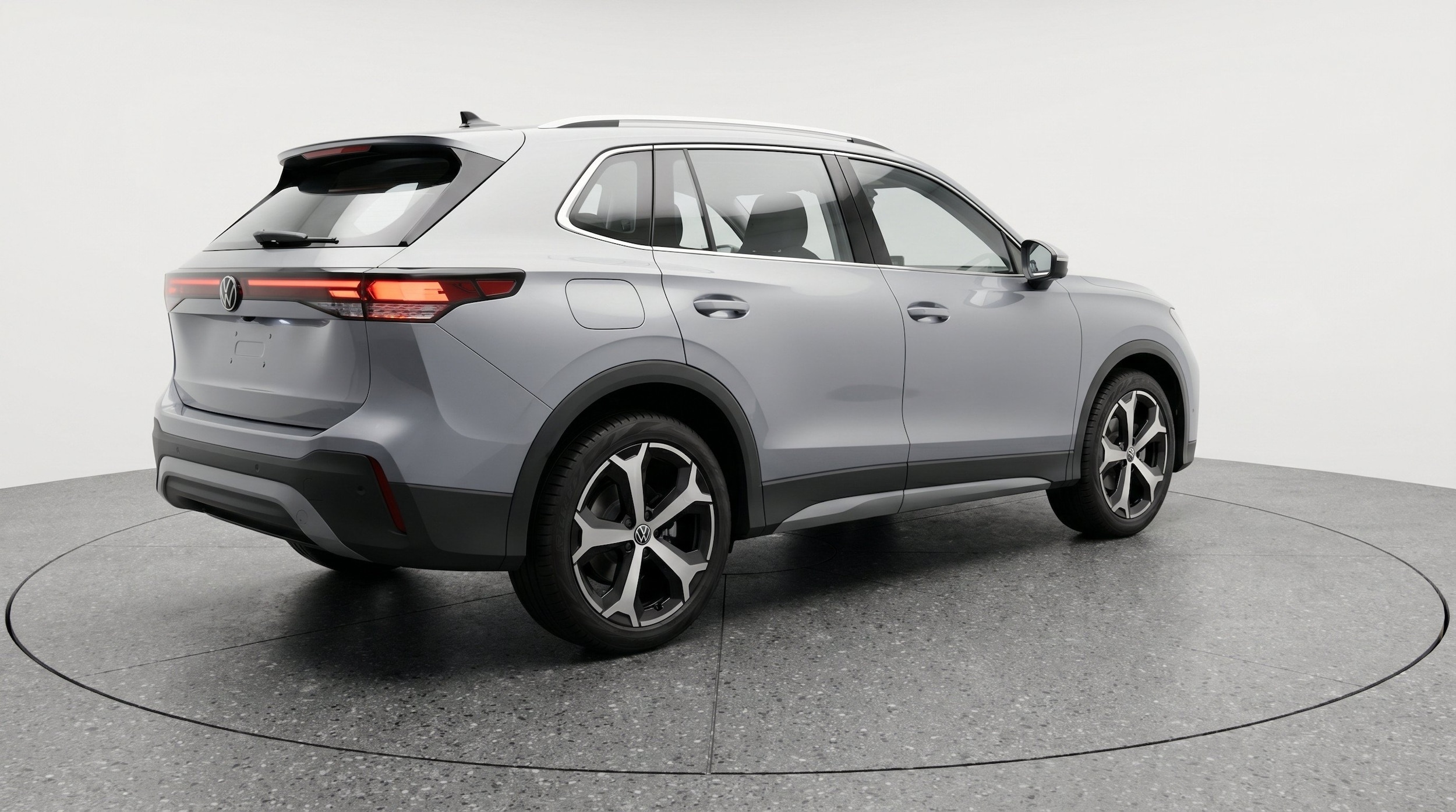 Thumbnail: 2026 Volkswagen Tiguan - 9