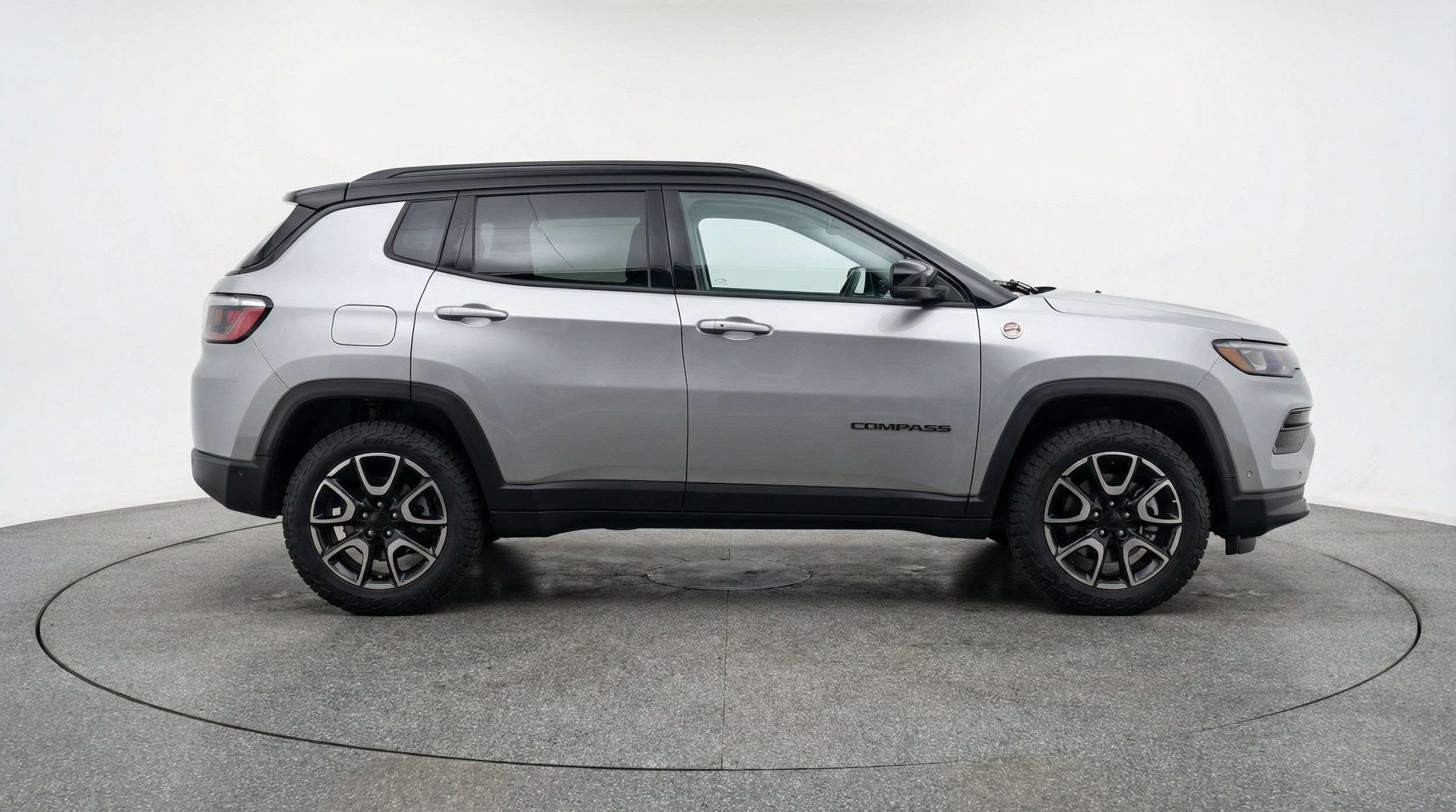 Thumbnail: 2025 Jeep Compass - 10